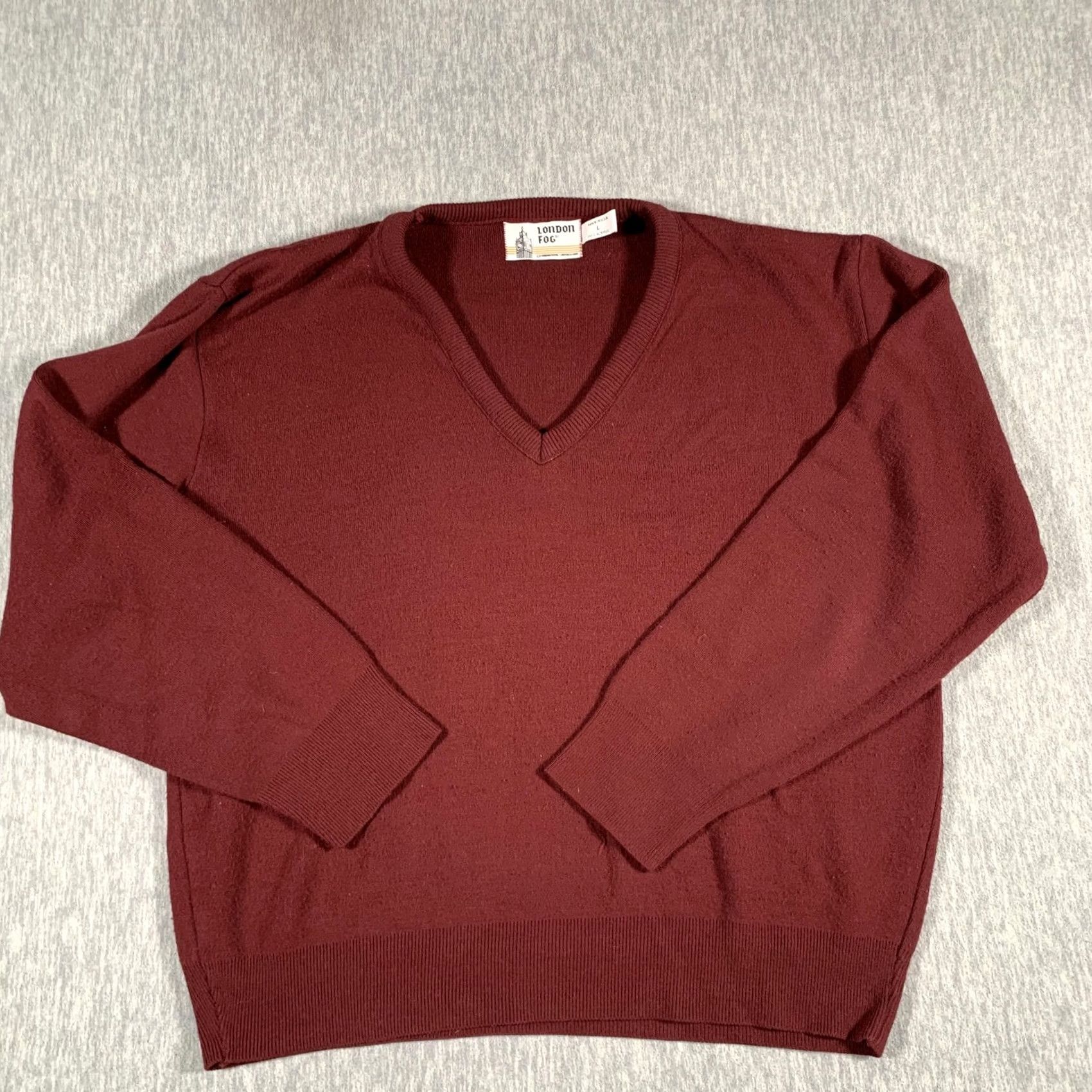 London Fog VINTAGE London Fog Sweater Mens Large Burgundy V-Neck Acrylic Made USA 80s Size US L / EU 52-54 / 3 - 2 Thumbnail