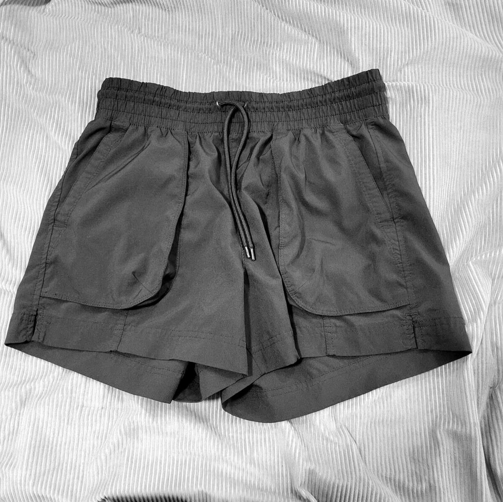 Old Navy Old Navy Athletic Shorts with Drawstring Waist Size 28" / US 6 / IT 42 - 1 Thumbnail