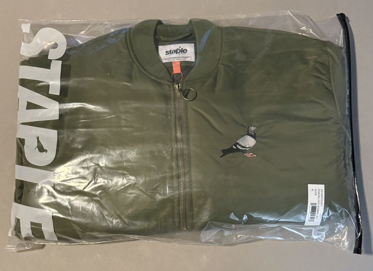 Staple Staple NYC Pigeon Logo Bomber Jacket Olive Brand New BNWT Size US XL / EU 56 / 4 - 4 Thumbnail