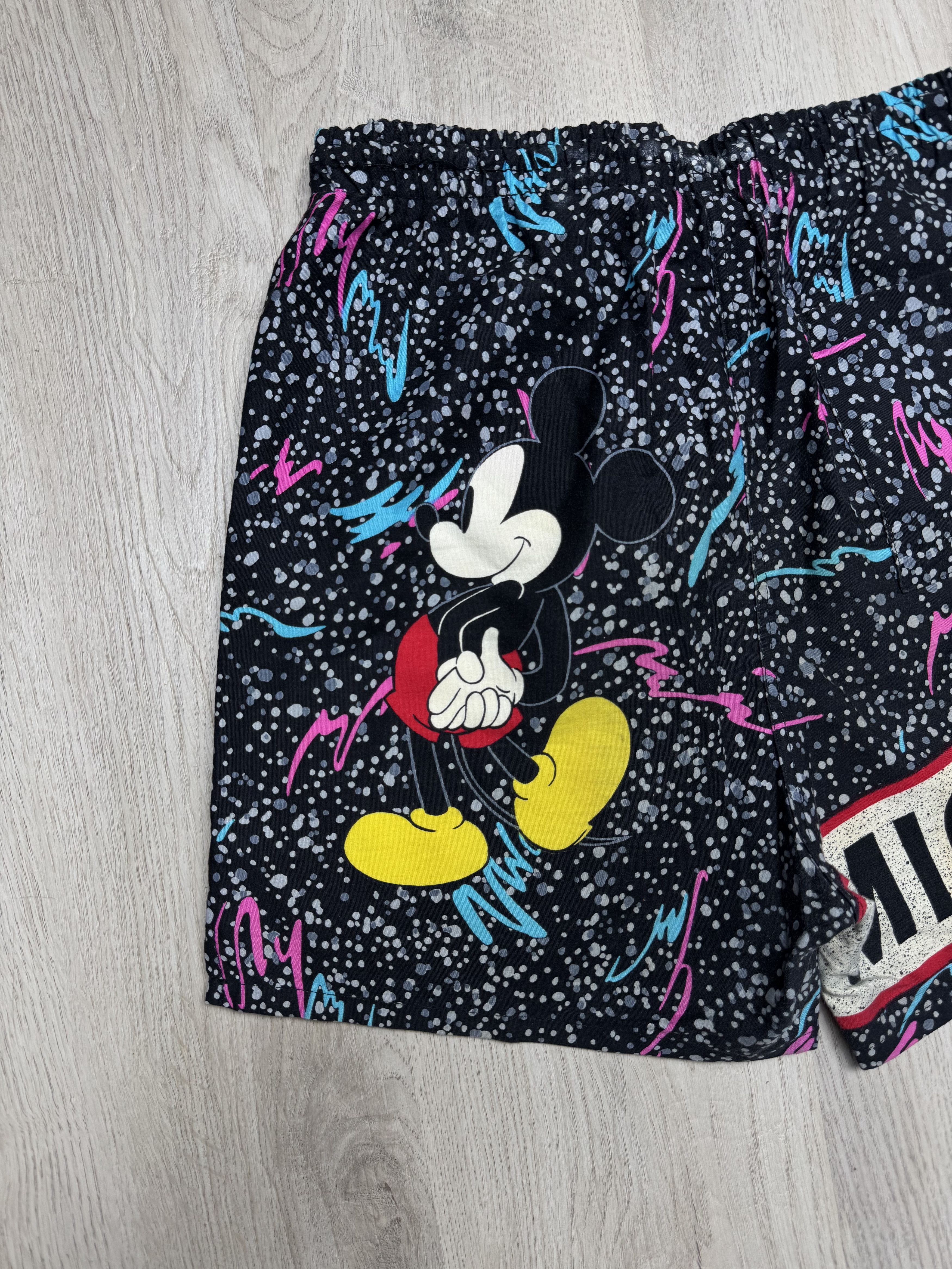 Mickey Mouse Mickey Mouse Disney Vintage Mens Shorts Size US 32 / EU 48 - 10 Thumbnail
