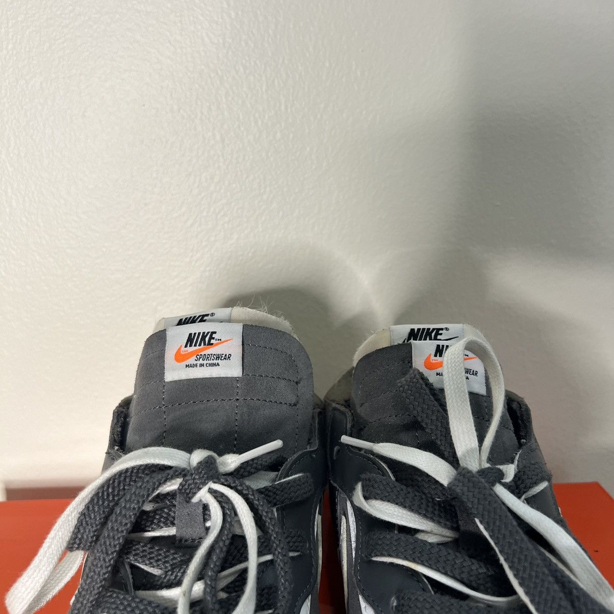 Nike × Sacai Nike Blazer Low Sacai Size US 10 / EU 43 - 4 Thumbnail