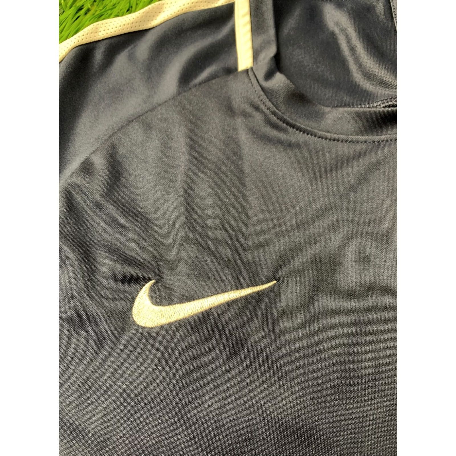 Nike Nike Academy Dri-FIT Football Shirt Men M Navy Blue White 2018 Jersey T-Shirt Nike Dri-FIT" Size US M / EU 48-50 / 2 - 3 Thumbnail