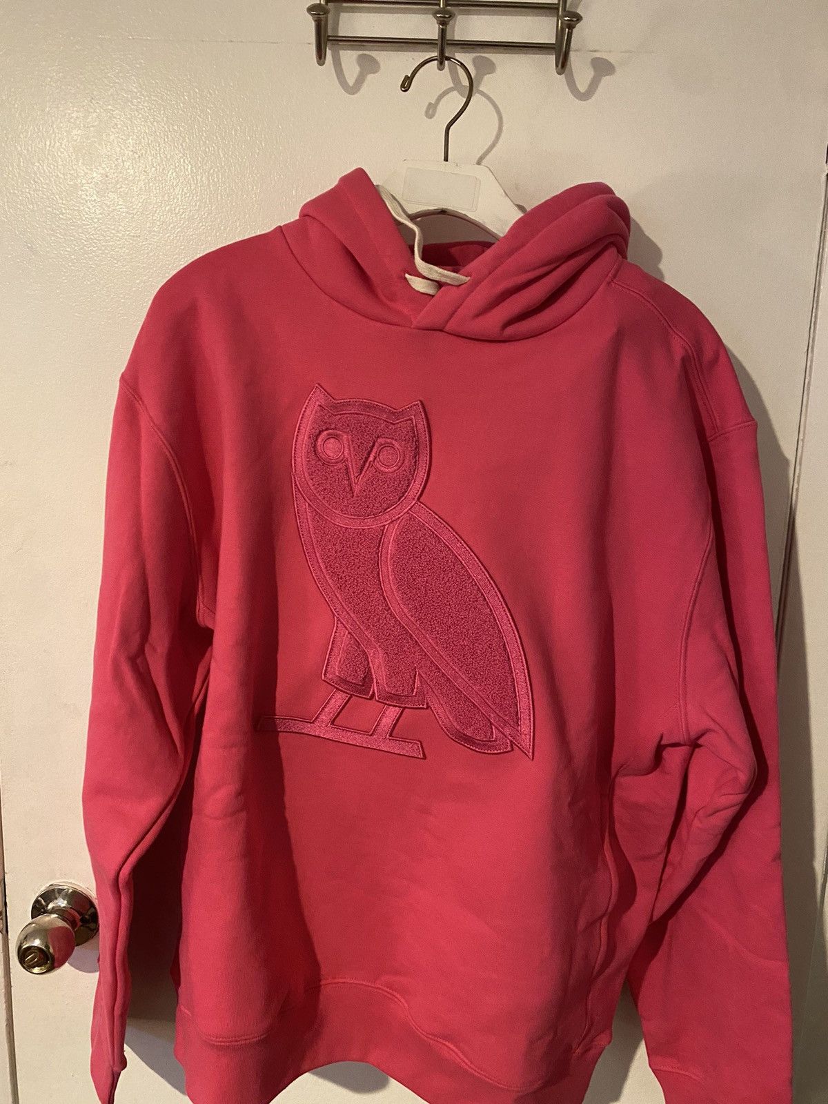 image of Octobers Very Own Ovo Valentine’S Sweeterman OG Owl Hoodie in Fuchsia, Men's (Size Large)
