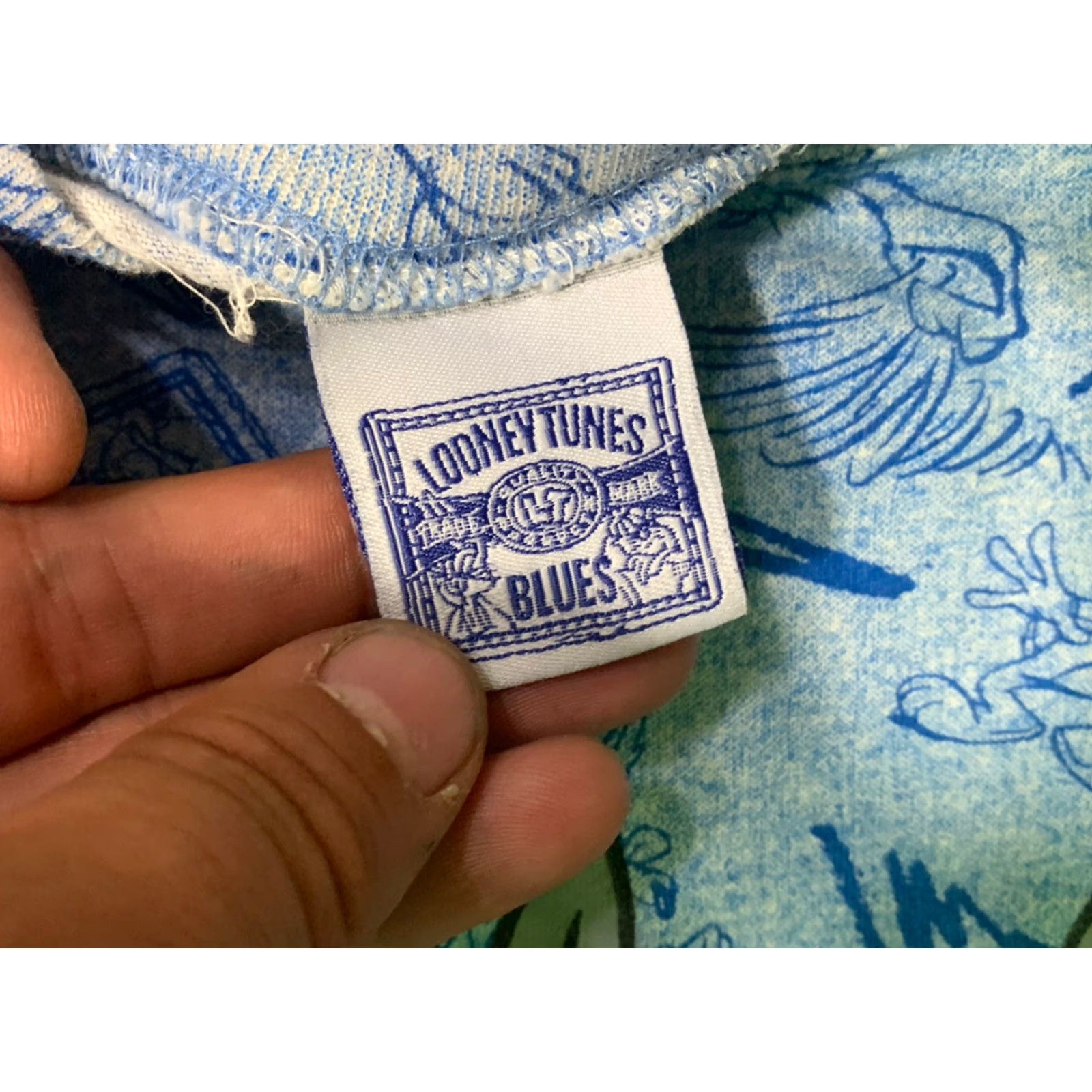 Vintage VINTAGE Looney Tunes 90s Blues All Over Print Cropped T Shirt Adult Large Blue Mens Size US L / EU 52-54 / 3 - 5 Thumbnail