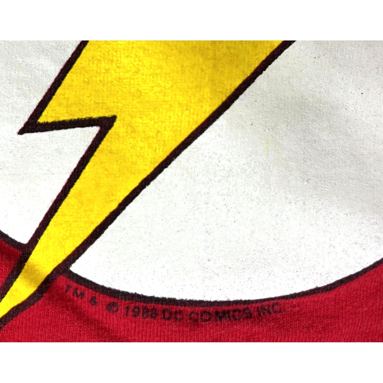 Hanes VINTAGE DC Comics The Flash T-Shirt Hanes Made in USA XL Red Unisex Adults Crew Neck Short Sleeve Cartoon Comics 1988 Mens Womens Size US XL / EU 56 / 4 - 5 Thumbnail