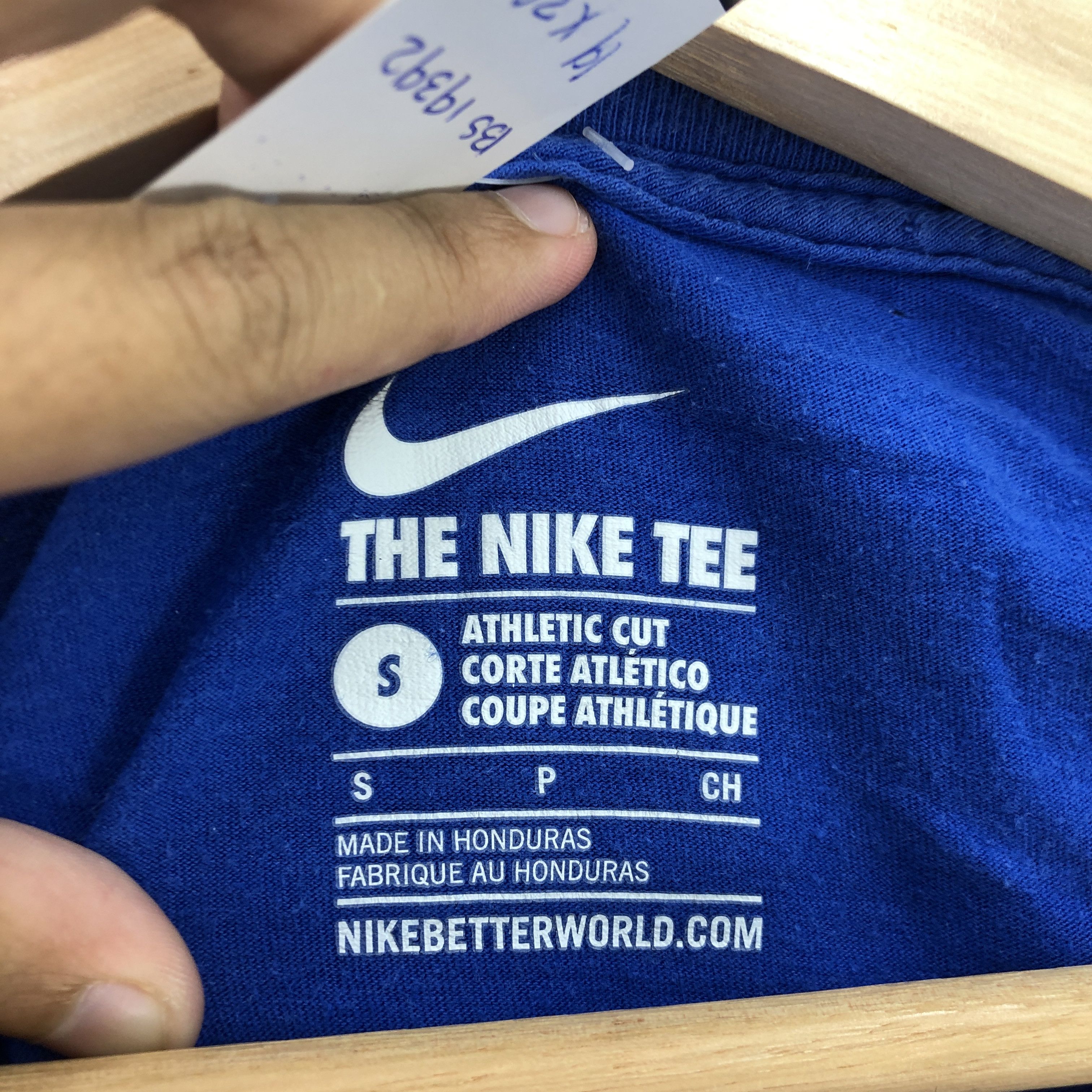 Nike Vintage Y2K Nike T Shirt Duke Script Nike Swoosh Tees Size US S / EU 44-46 / 1 - 4 Thumbnail