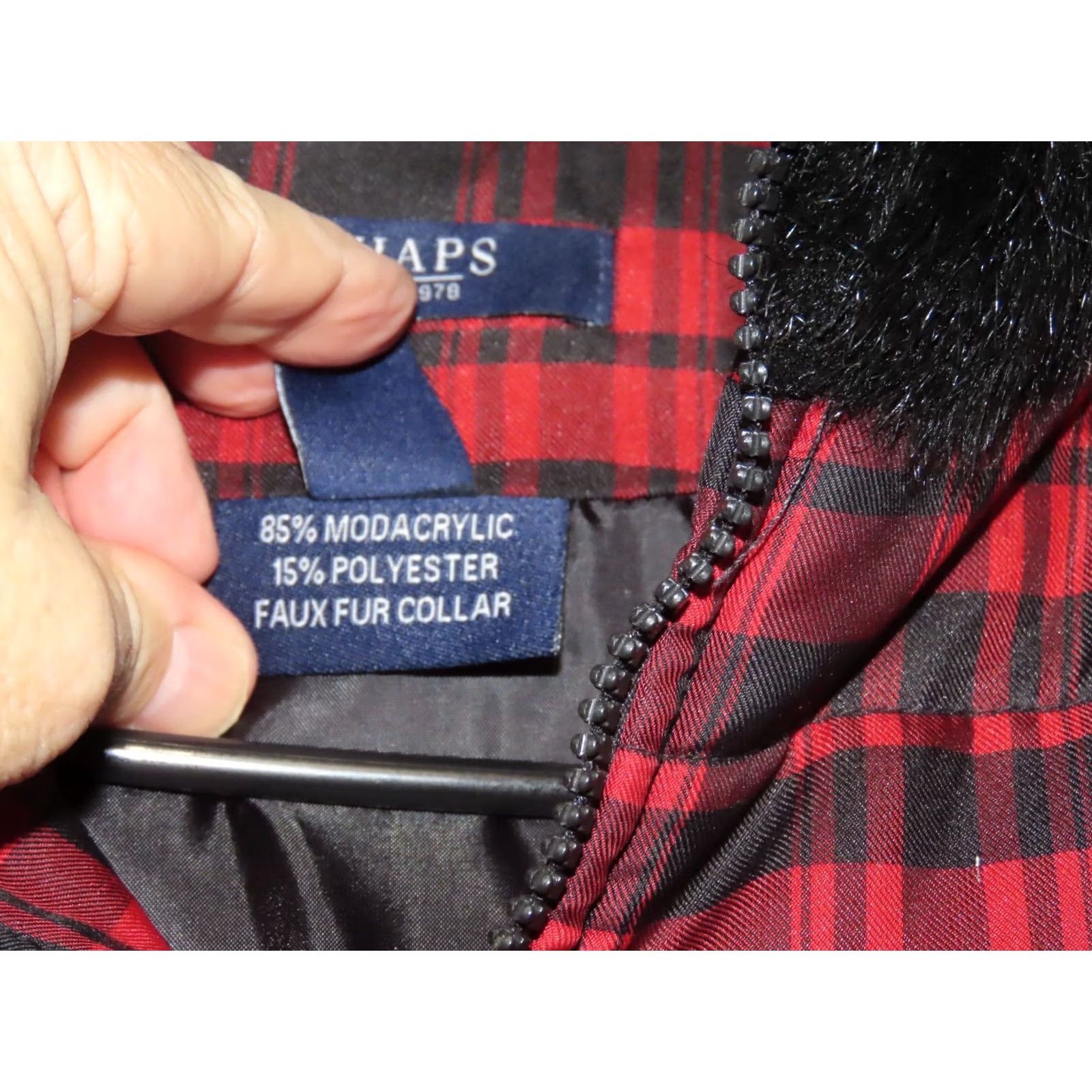 Chaps Chaps Women's M Puffer Vest Red Black Plaid Full Zip Faux Fur Collar Pockets Vest Size M / US 6-8 / IT 42-44 - 4 Thumbnail