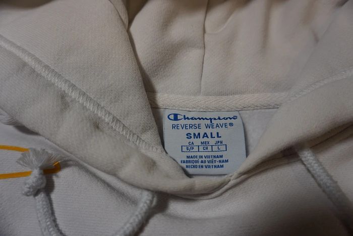 Champion Champion reverse weave graphics big logo white sweater Size US S / EU 44-46 / 1 - 2 Thumbnail