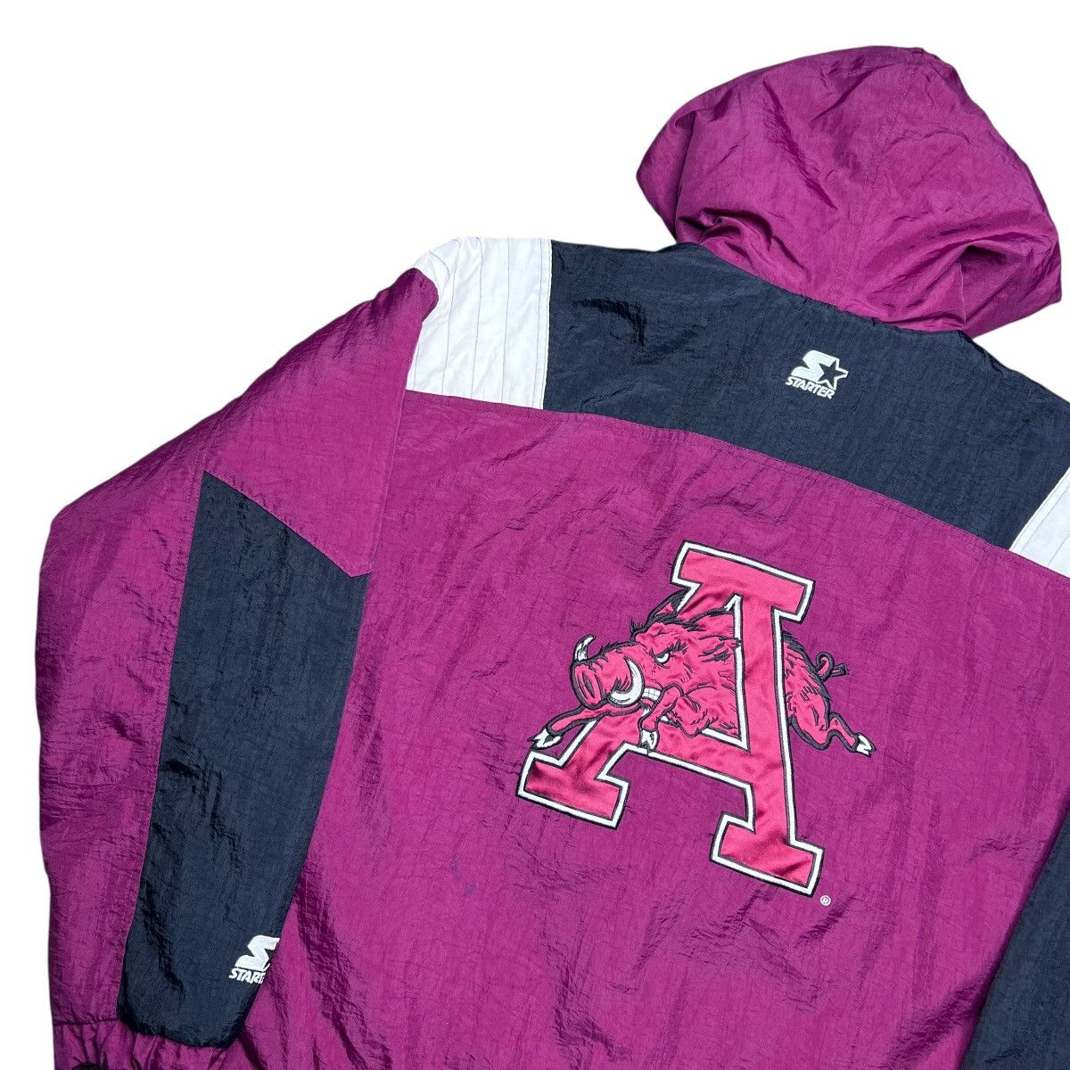 Starter 90s NCAA Arkansas Razorbacks Starter 1/2 Zip Hooded Jacket Size US XL / EU 56 / 4 - 20 Thumbnail