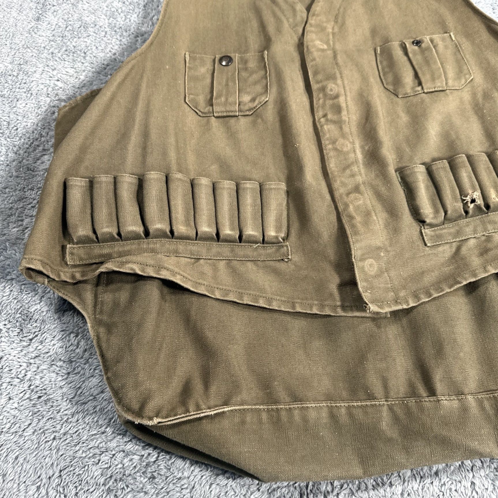 Vintage VINTAGE Hunting Vest Canvas Duck OG Sateen Green Size XL 48 Men USA Front Button Vest Holiday 1950s A++ Antique 1930s Size US XL / EU 56 / 4 - 3 Thumbnail