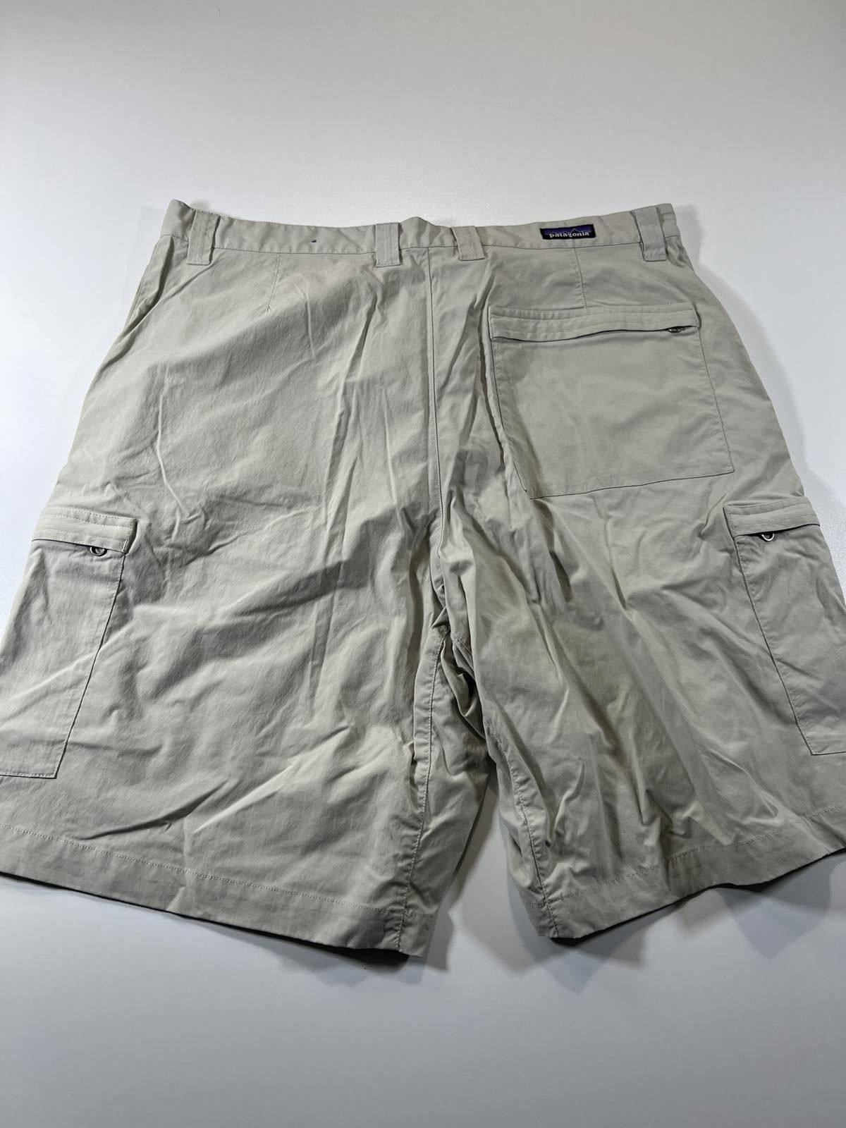 Other Patagonia Men's Beige Cargo Shorts 38 Size US 32 / EU 48 - 9 Thumbnail