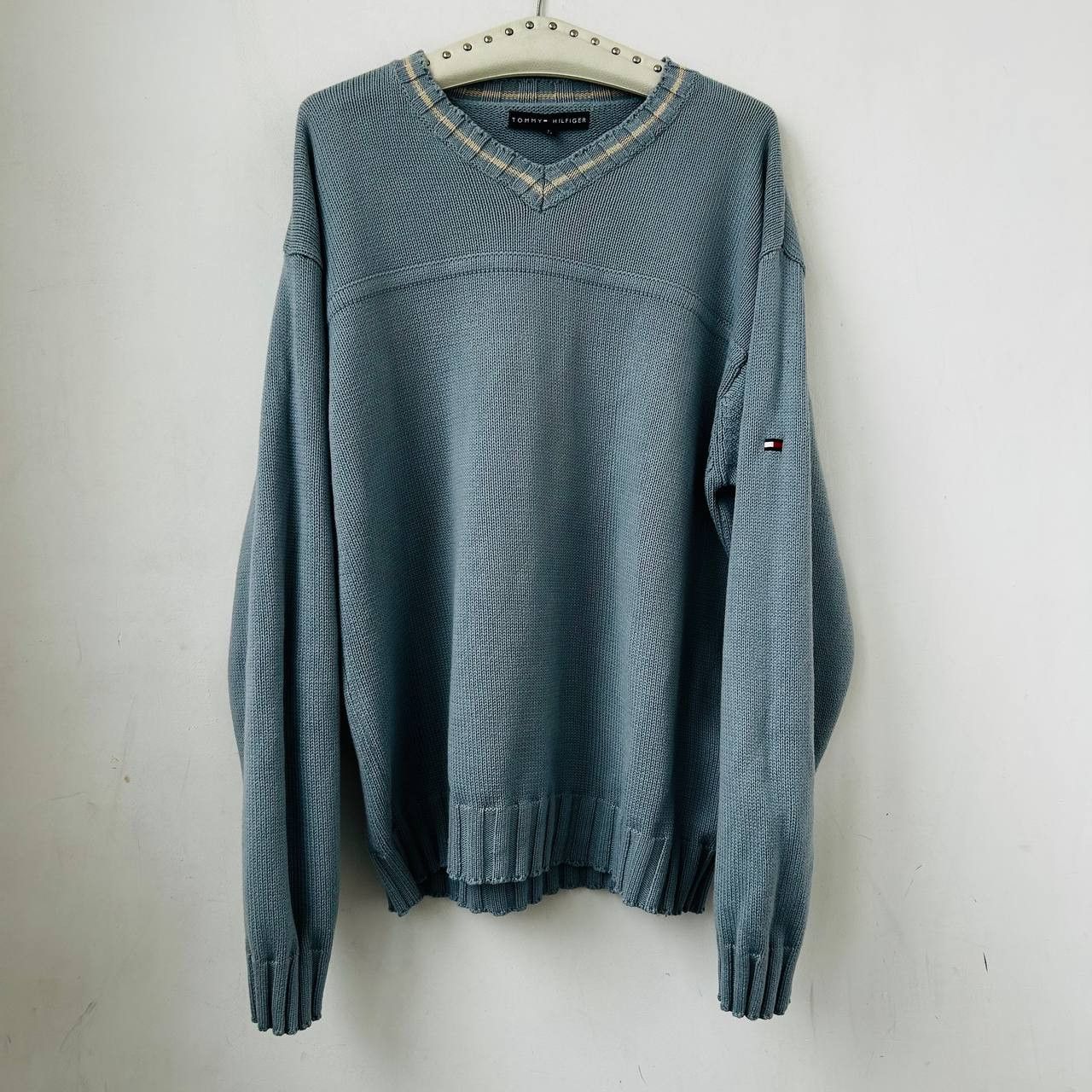Tommy Hilfiger Tommy Hilfiger VTG sweater #1318 Size US L / EU 52-54 / 3 - 1 Thumbnail
