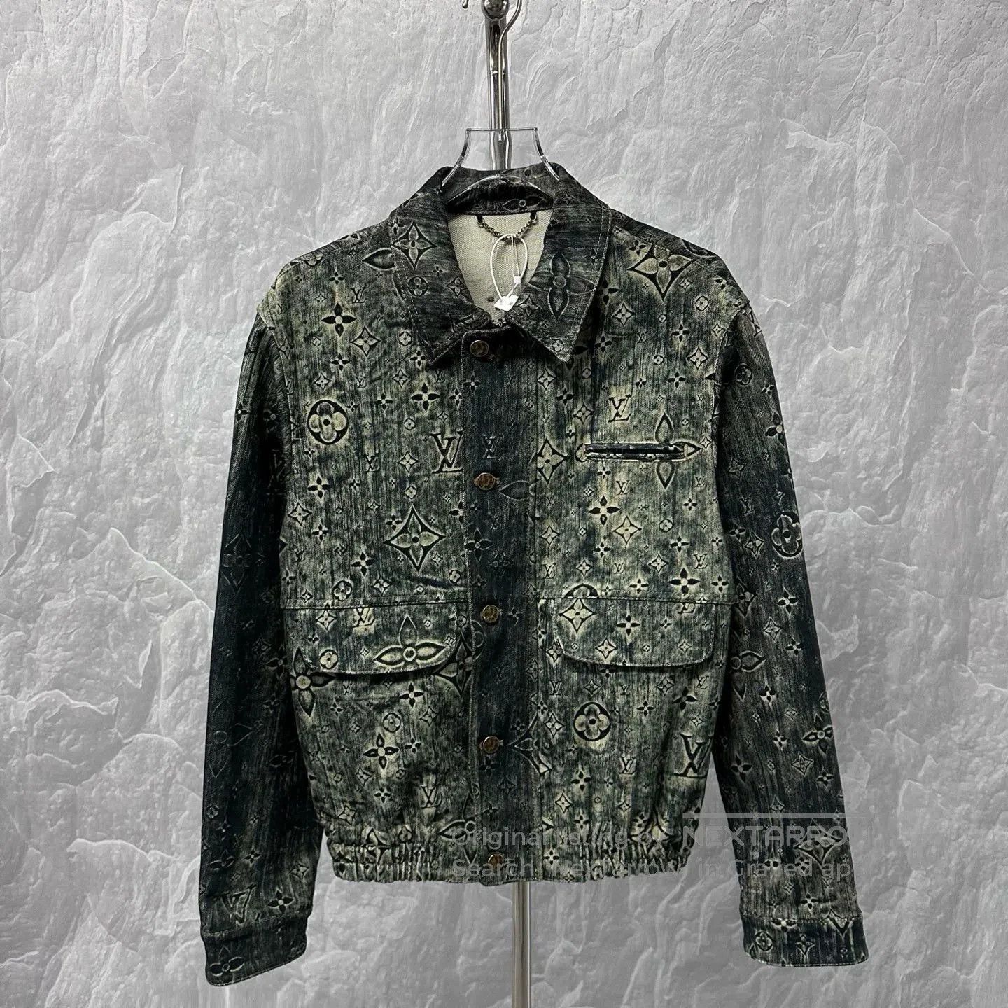 Louis Vuitton louis vuitton dyed denim jacket size 48. Size US M / EU 48-50 / 2 - 1 Thumbnail