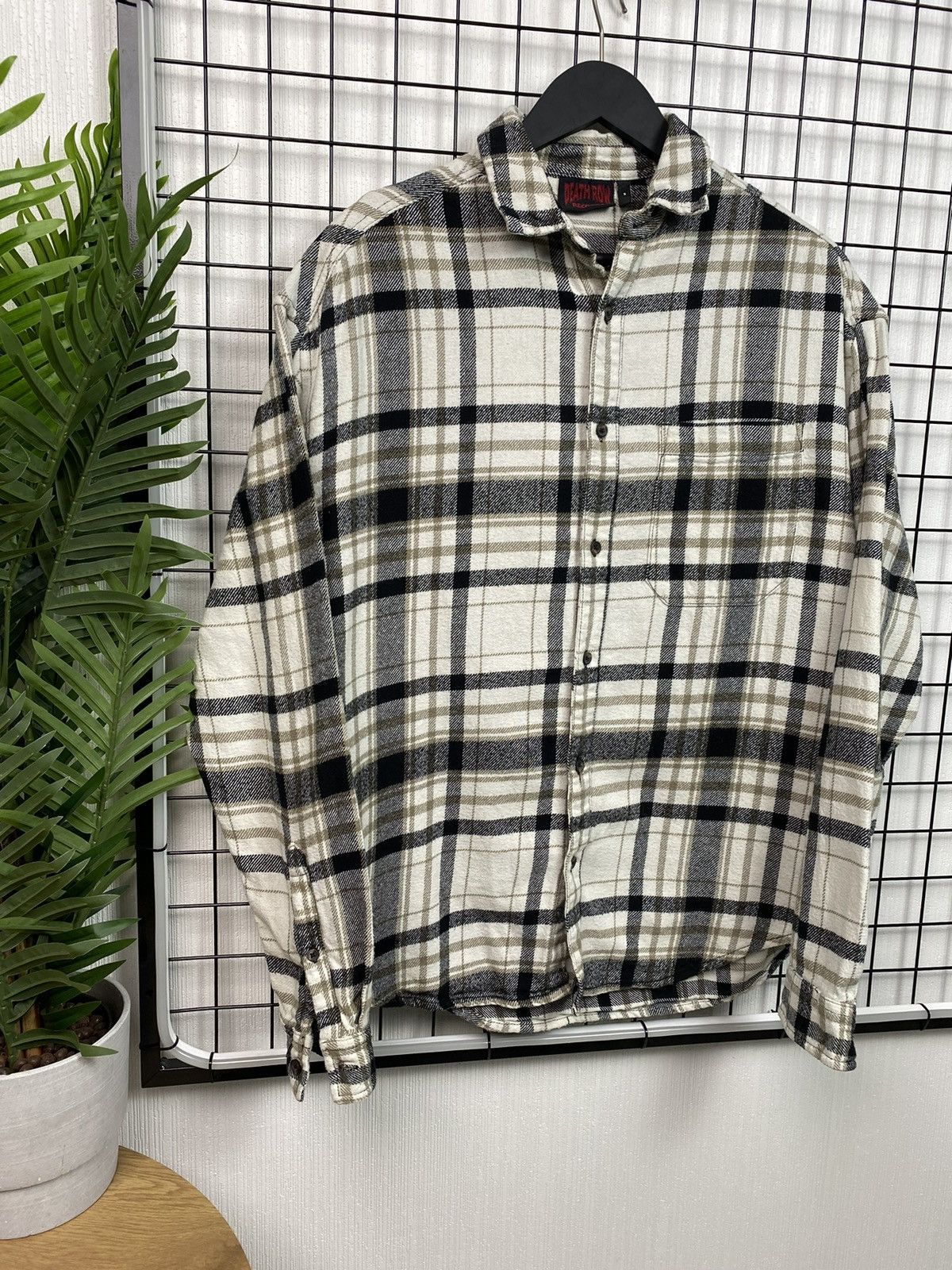 Other Death Row Records flannel shirt M size men big logo Size US M / EU 48-50 / 2 - 7 Thumbnail