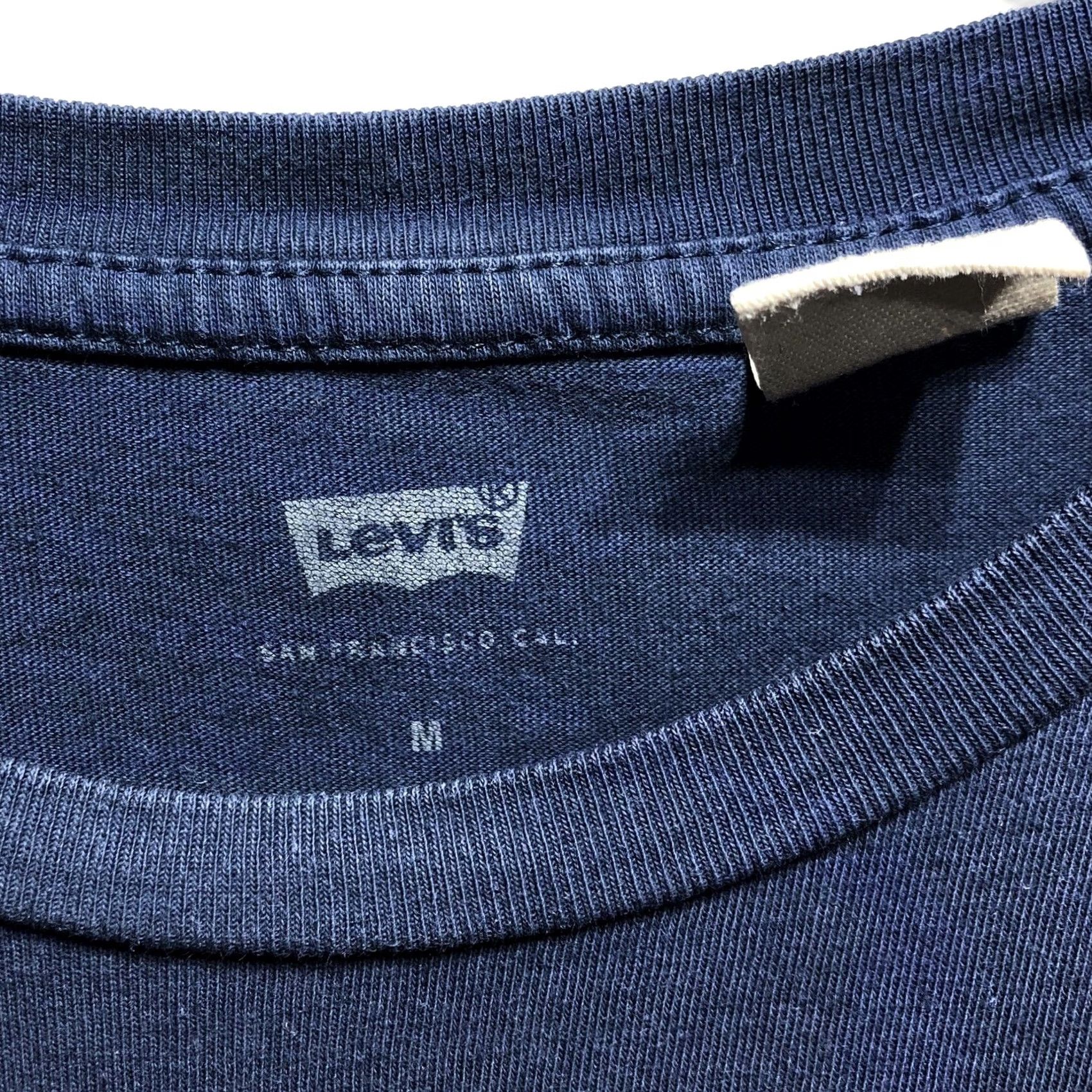 Levi's Levi’s T Shirt Medium Mens Blue Short Sleeve Crew Neck Logo Regular Fit Used Size US M / EU 48-50 / 2 - 6 Thumbnail