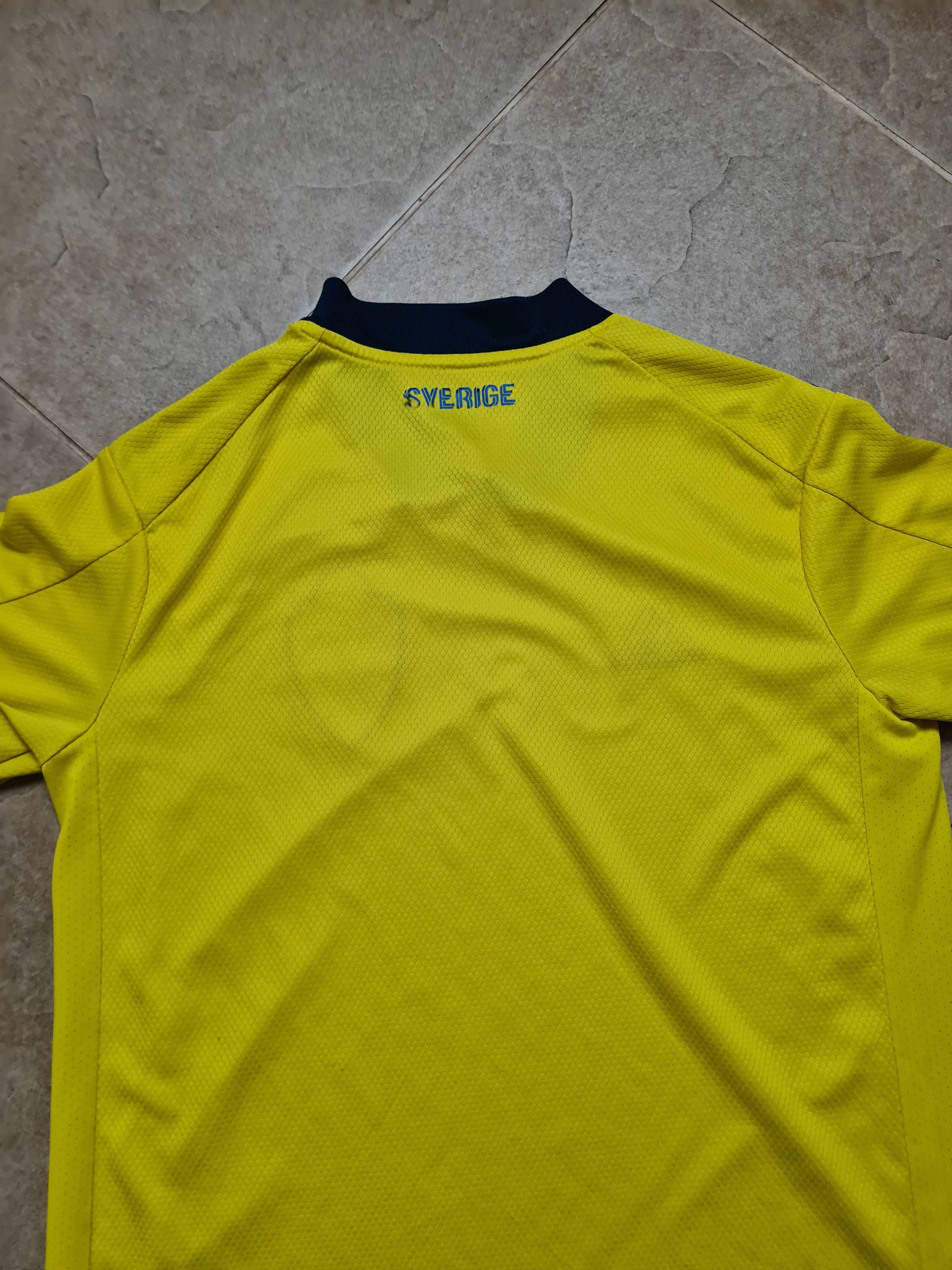 Adidas Sweden 2020-2021 Home Football Adidas Shirt Camiseta FH7613 Size US S / EU 44-46 / 1 - 14 Thumbnail