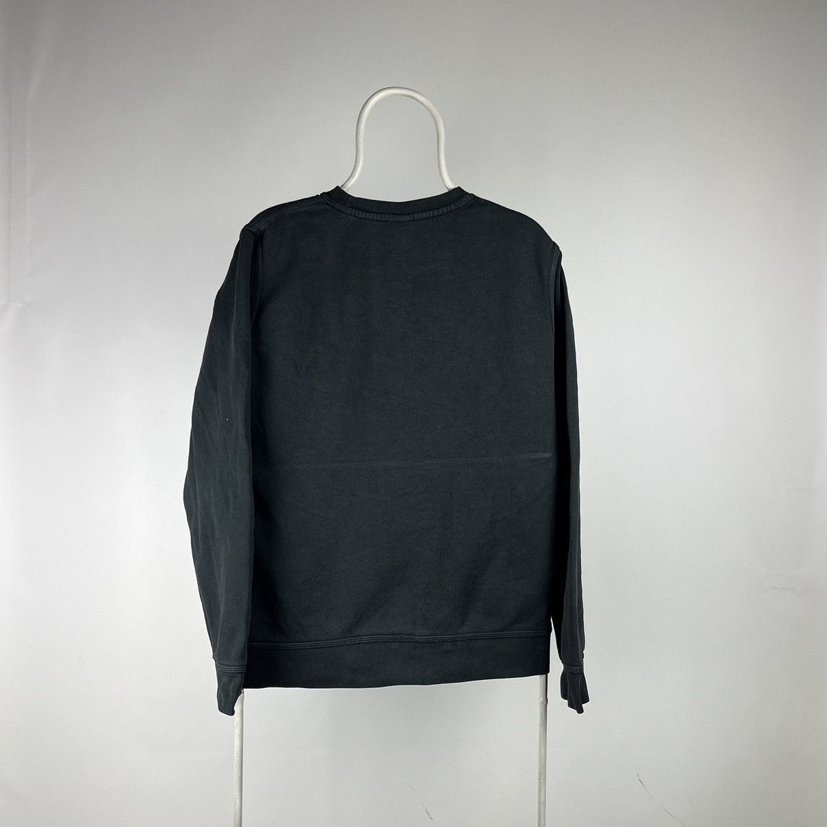 Nike Nike sweatshirt swoosh y2k vintage size Large Size US L / EU 52-54 / 3 - 2 Thumbnail