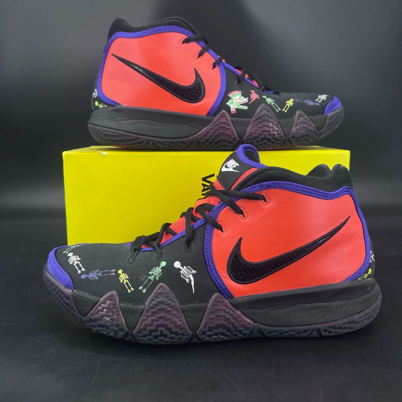 Nike Nike Kyrie 4 "Day of the Dead" 45 EU Used Size US 9 / EU 42 - 7 Thumbnail