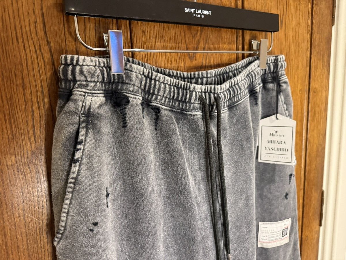 Maison MIHARA YASUHIRO Maison Mihara Yasuhiro distresses sweatpants joggers 50 BNWT Size US 34 / EU 50 - 15 Thumbnail