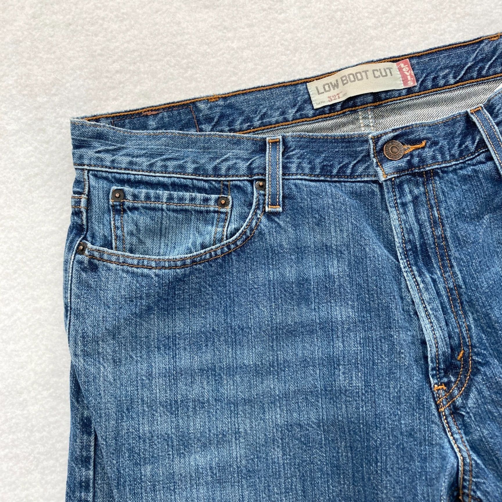 Levi's Levi's 527 Jeans Mens 38x32 Low Rise Bootcut Medium Wash Blue Denim Grunge Y2K Size US 38 / EU 54 - 3 Thumbnail