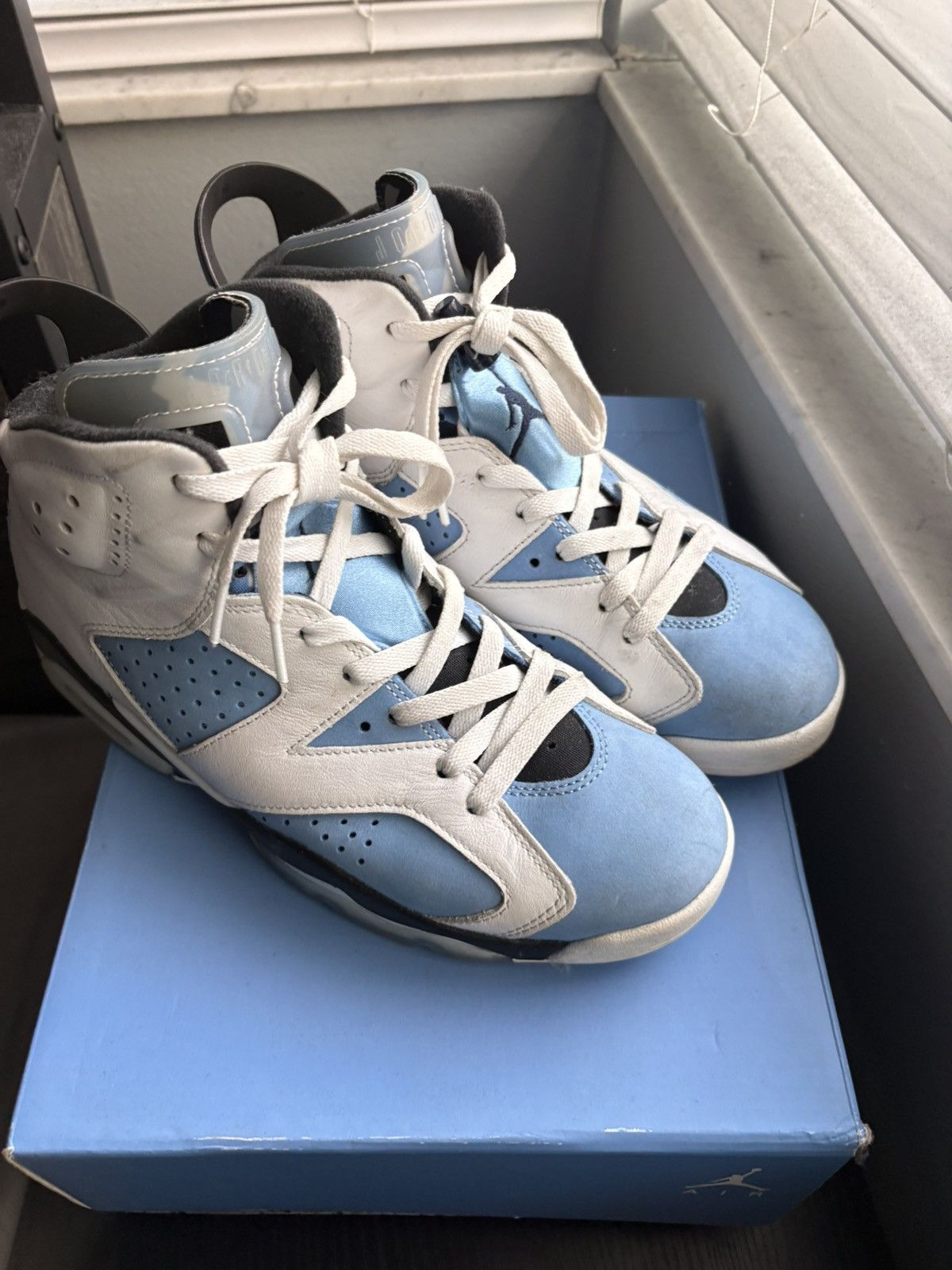 Jordan Brand Jordan 6 UNC Size US 8.5 / EU 41-42 - 6 Thumbnail