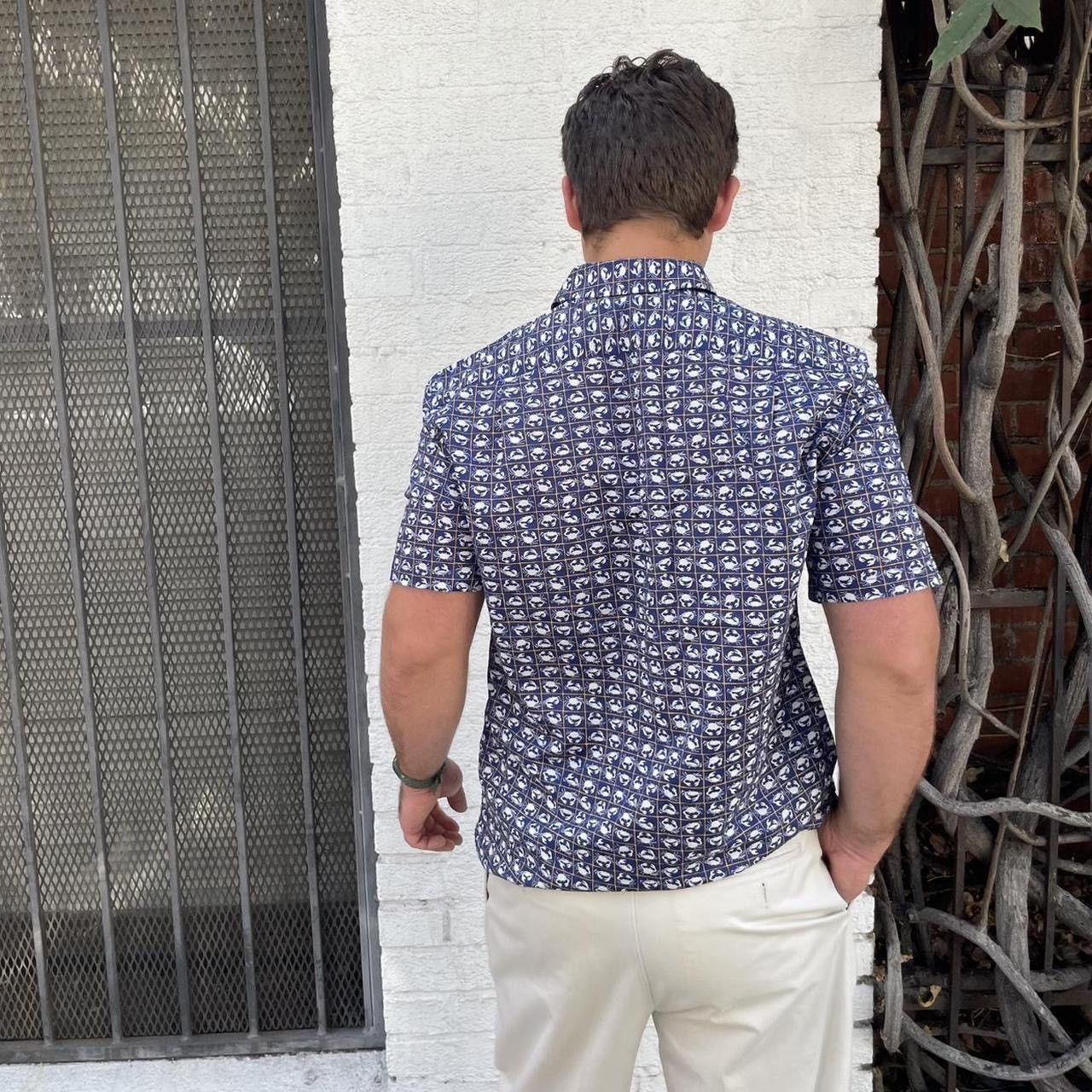 Tori Richard Tori Richard crab printed Hawaiian button down shirt sz m Size US M / EU 48-50 / 2 - 3 Thumbnail