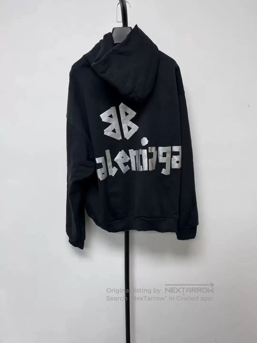 Balenciaga balenciaga logo hoodie in black color. Size XXS / US 00 / IT 34 - 2 Thumbnail