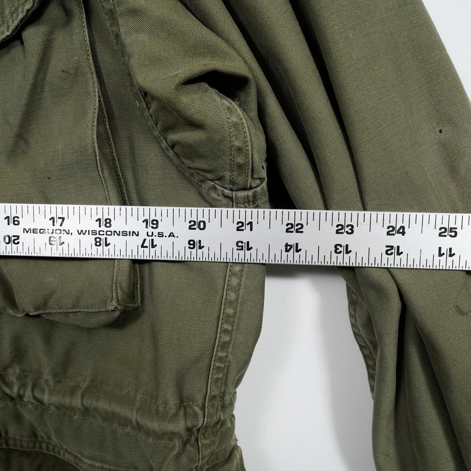 Vintage VTG WWII US Army M-43 Field Jacket OG-107 Stencil Distressed Size US M / EU 48-50 / 2 - 9 Thumbnail