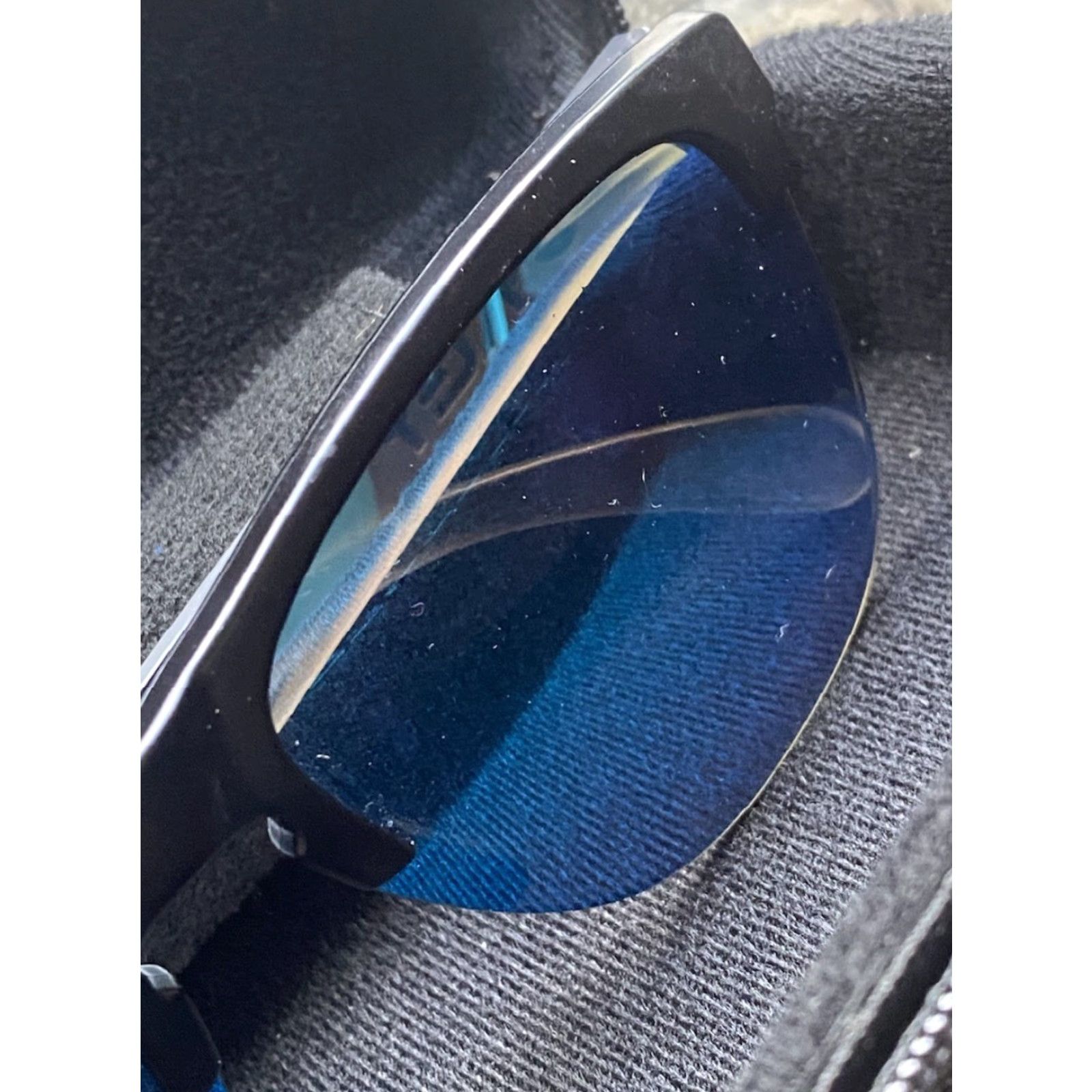 Oakley Oakley Frogskins Sunglasses Unisex Adults Clear/Black Frame Prizm Sapphire Blue Reflective Lenses Size ONE SIZE - 5 Thumbnail