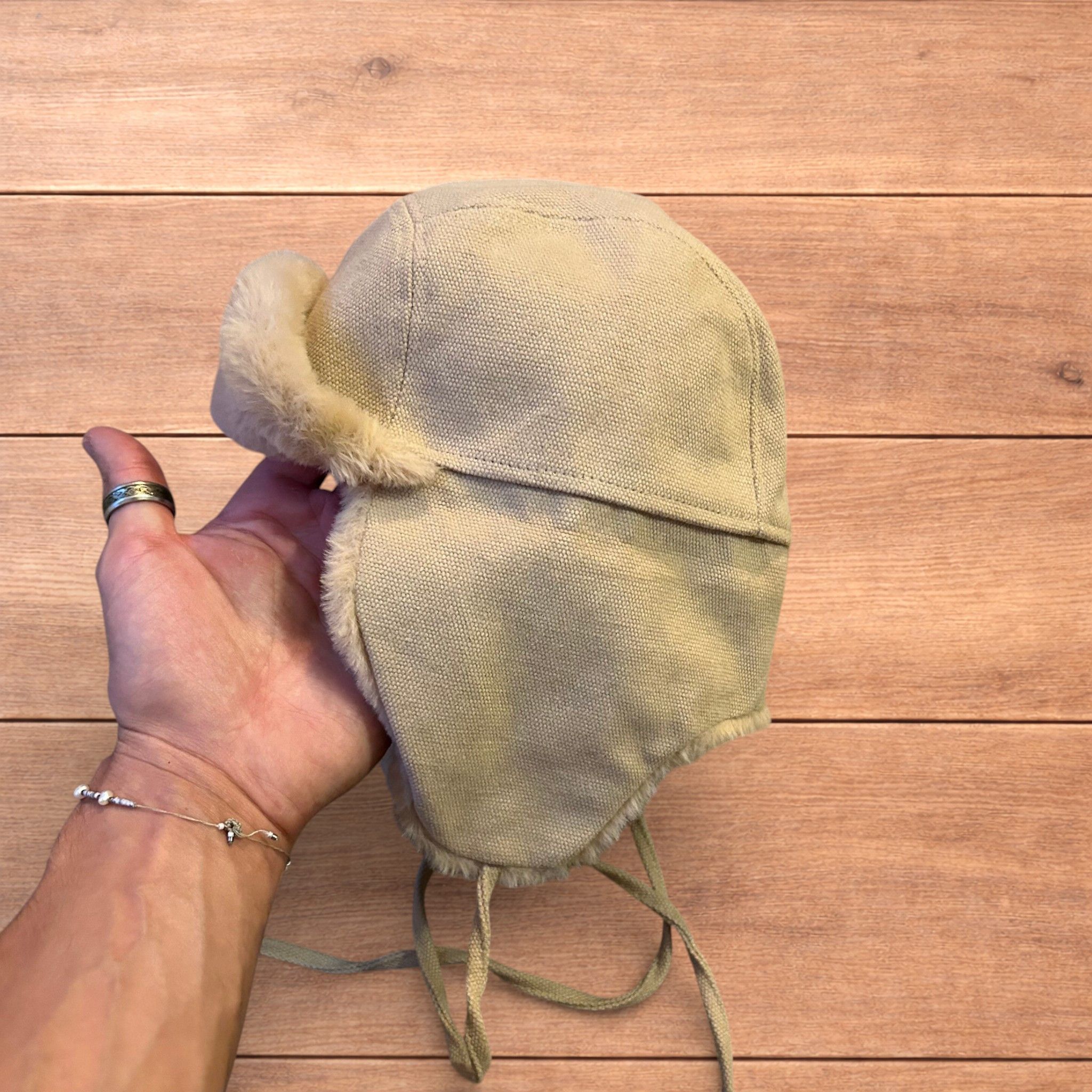 Japanese Brand Russian trapper ear flap hat in cream/beige colour way. Size ONE SIZE - 6 Thumbnail