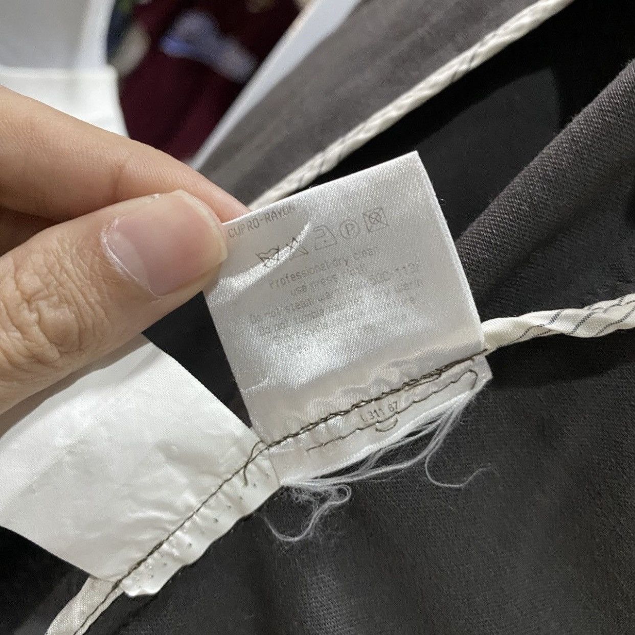 Giorgio Armani Archival Giorgio Armani Made in Italy Two-Button Blazer Grey Size 38R - 11 Thumbnail