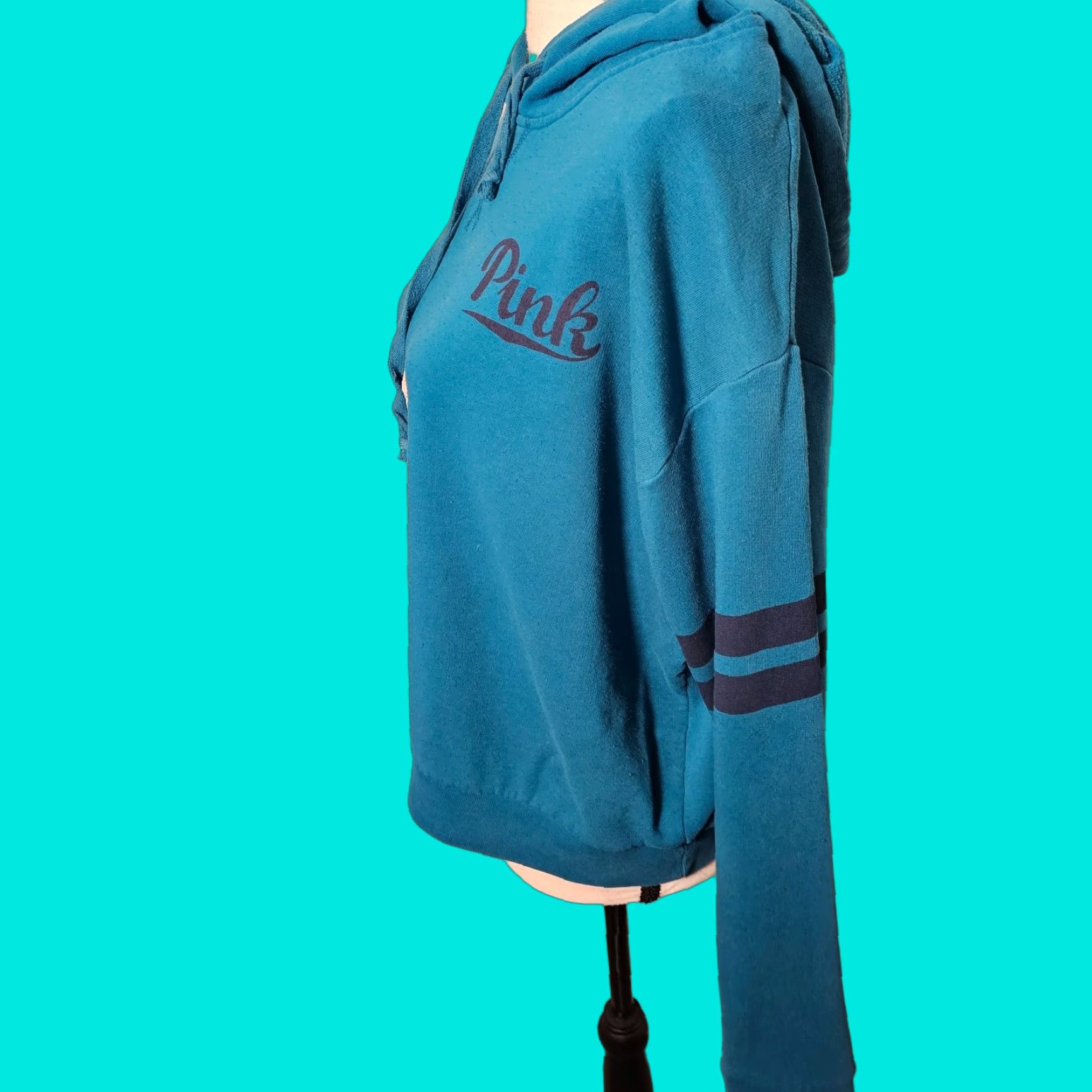 Victoria's Secret Victoria's Secret Sweatshirt Hoodie Women's L Teal Logo Pullover Casual Knit none Jacket? Size L / US 10 / IT 46 - 1 Thumbnail
