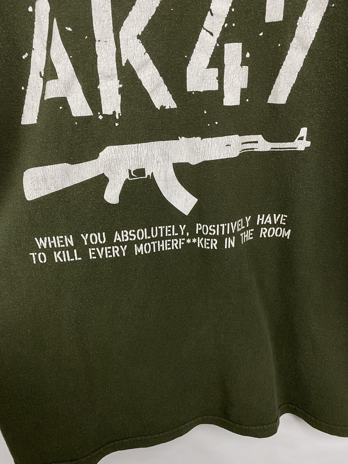 Fruit Of The Loom Vintage 90s AK-47 Weapons Terror Kalashnikov Y2K T-shirt Size US M / EU 48-50 / 2 - 7 Thumbnail