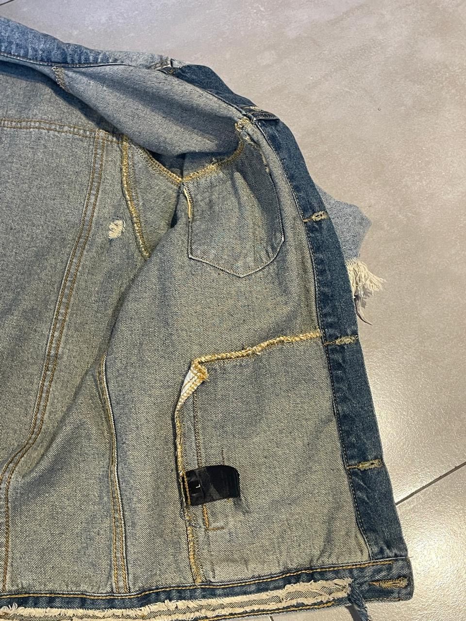 424 424 distressed denim jacket Size US L / EU 52-54 / 3 - 5 Thumbnail
