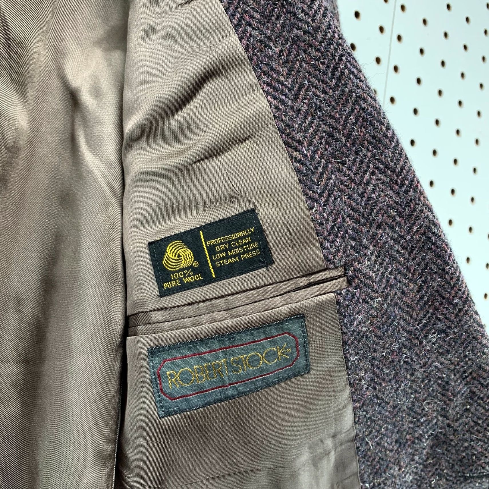 Vintage VINTAGE Bachrach Blazer Men 39R Brown Herringbone Wool Tweed 2 Button Notch Lapel Vintage Wool Blazer Mens 39R Brown Herringbone Size 40R - 4 Thumbnail