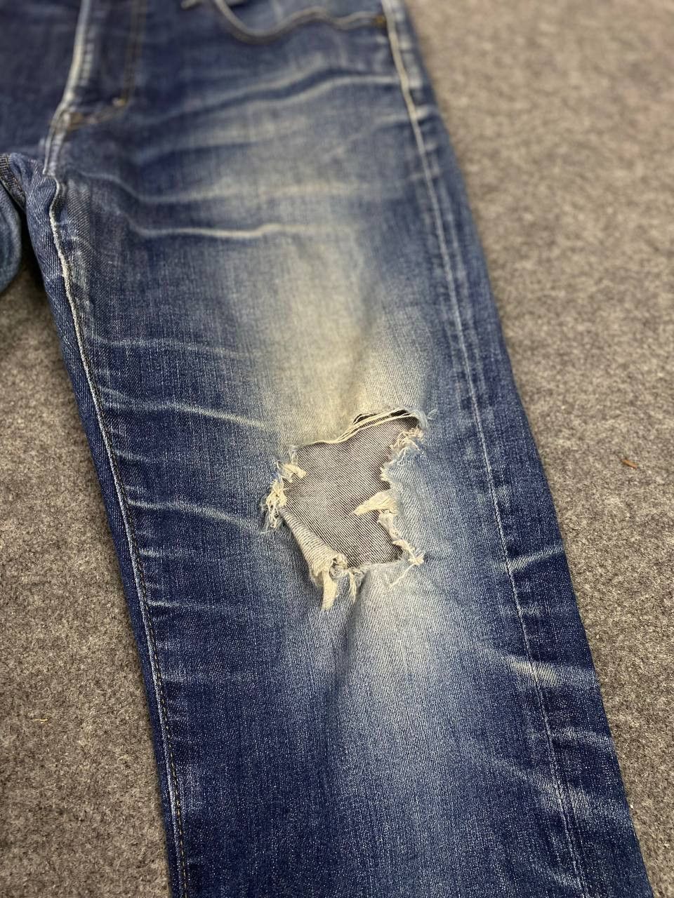 Japanese Brand uniqlo japanese brand skinny ultra stretch distressed denim Size US 34 / EU 50 - 7 Thumbnail