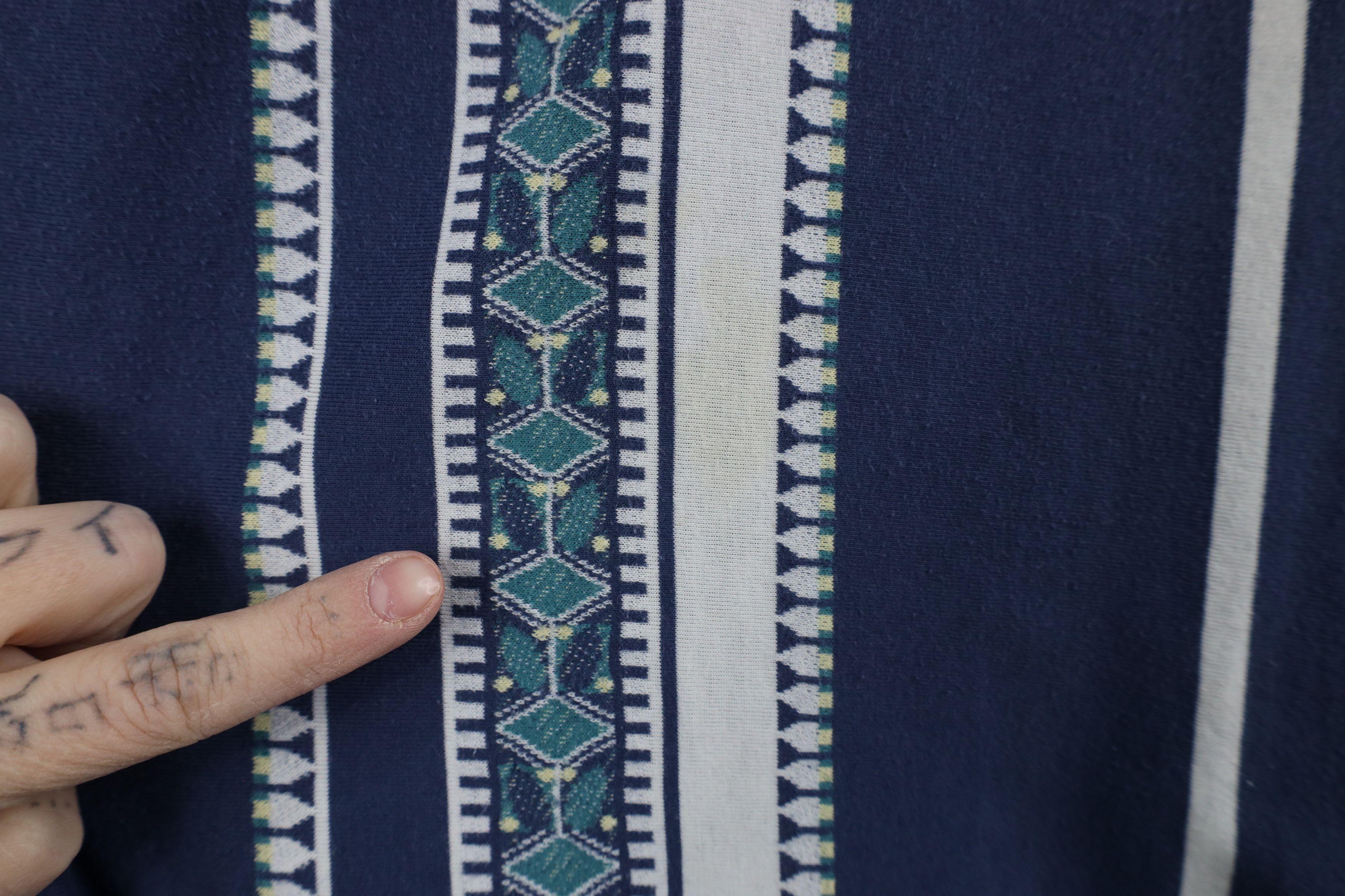 Vintage Vintage 90s Streetwear Fair Isle Striped Collared Polo Shirt Size US XL / EU 56 / 4 - 4 Thumbnail