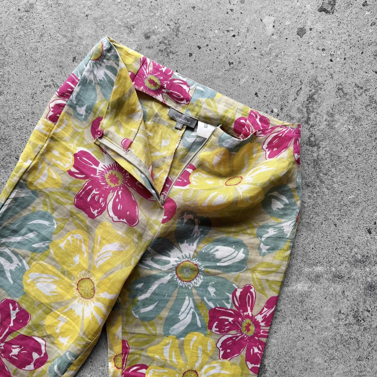 Designer NAF NAF Womens Y2K Yellow Pink Floral Print Ramie Pants Size 26" / US 2 / IT 38 - 3 Thumbnail