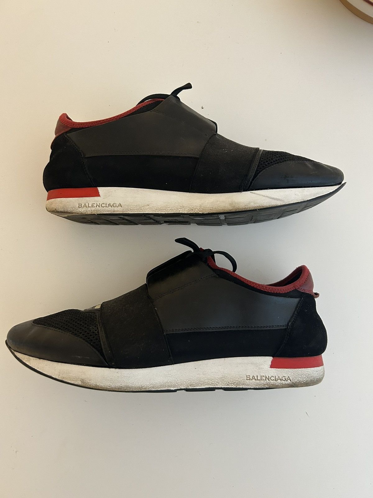 Balenciaga race runners black and red online