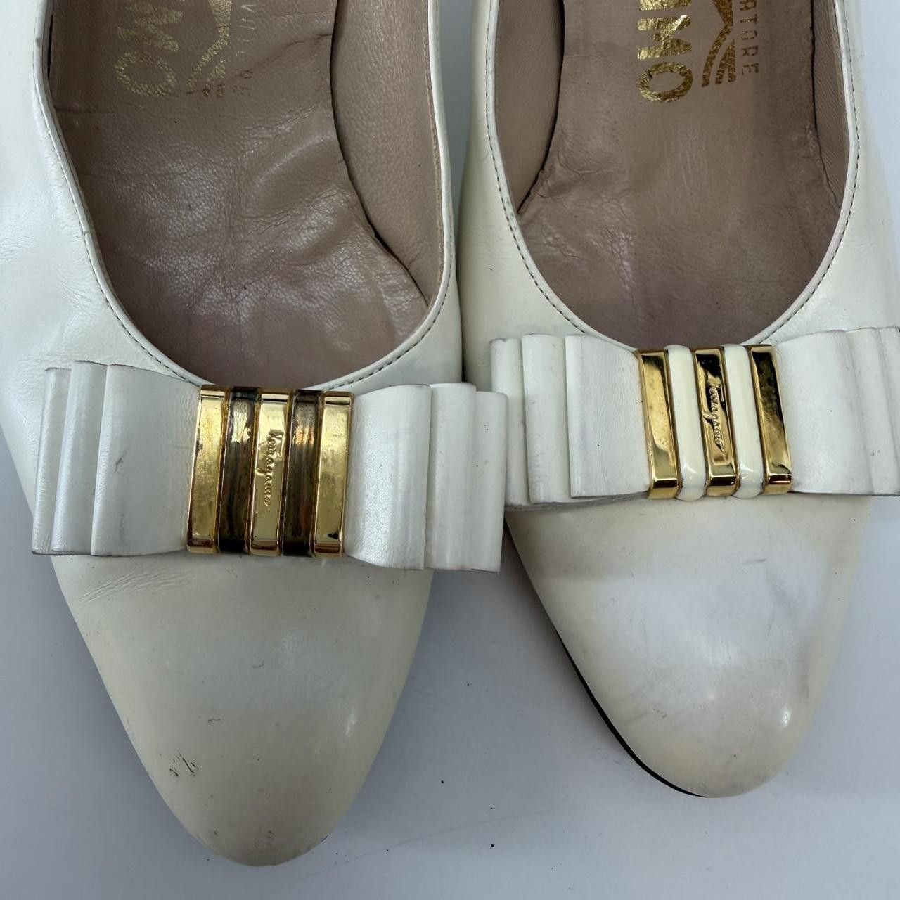 Salvatore Ferragamo Salvatore Ferragamo Beige Bow Pumps Heel Shoes 7.5 Vintage Size US 7.5 / IT 37.5 - 5 Thumbnail