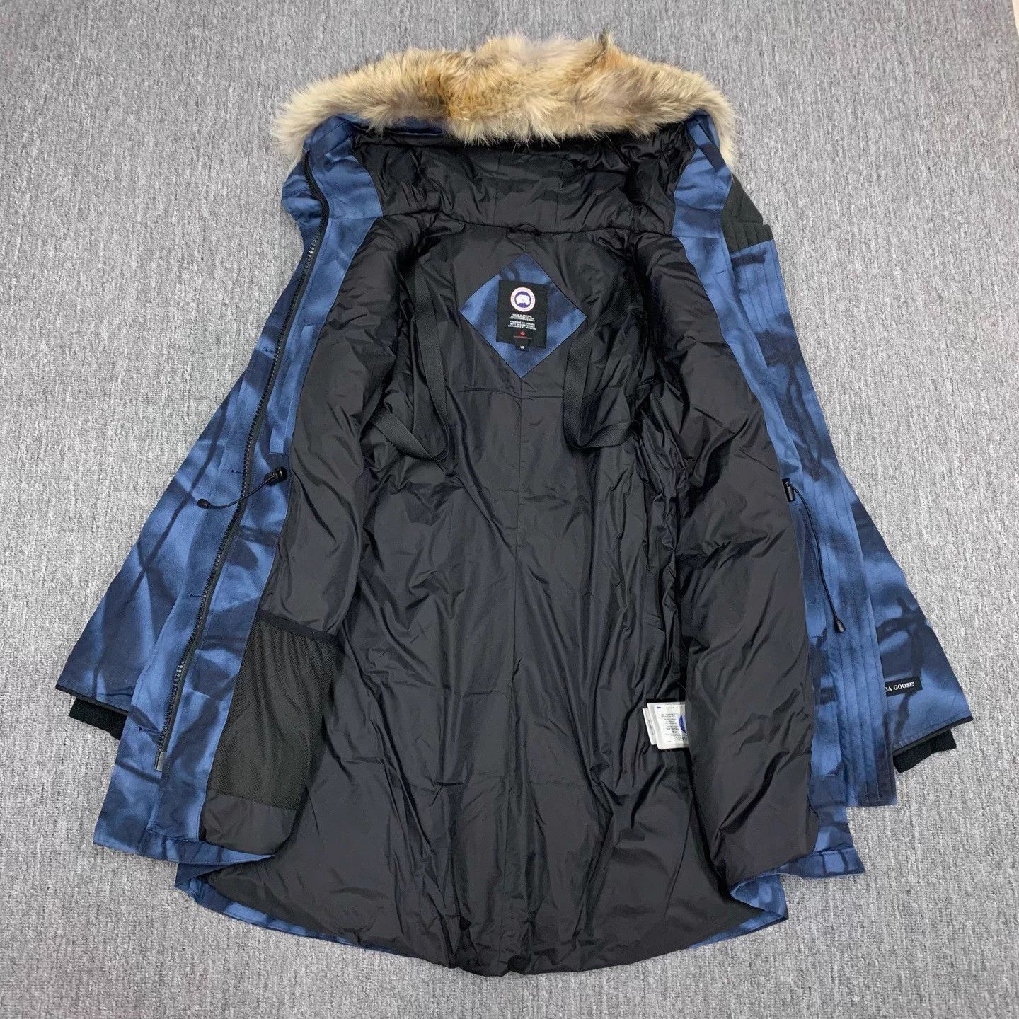 Canada Goose Canada Goose Blue Camo Down Jacket L 95 New LX1456 Size L / US 10 / IT 46 - 6 Thumbnail
