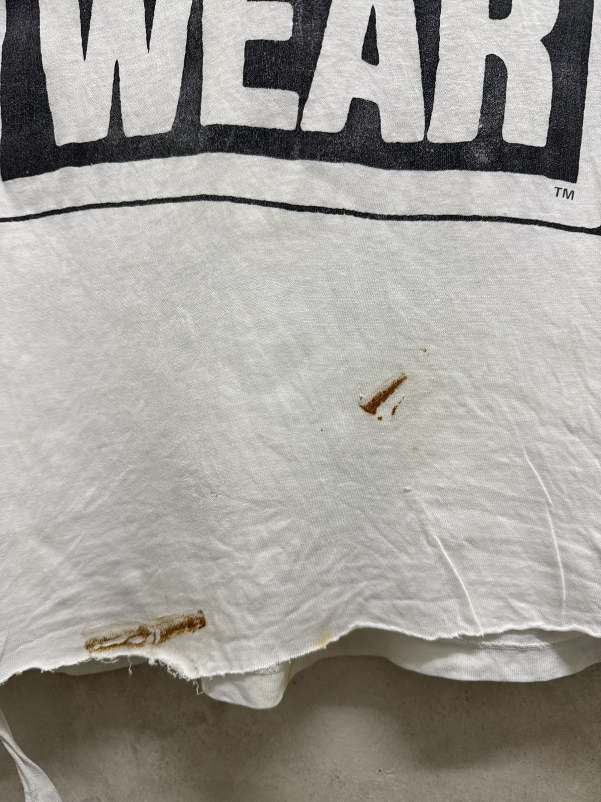 Vintage Vintage 80s Vision Streetwear Skateboard Distressed Tee Size US S / EU 44-46 / 1 - 7 Thumbnail