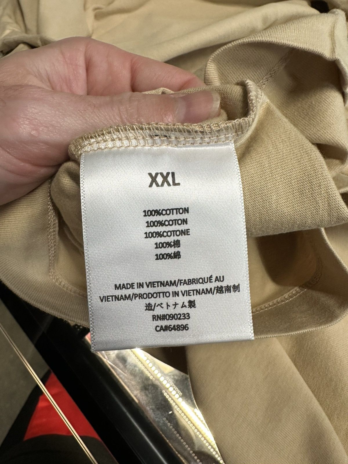 Fear of God Fear of God Essentials SS Tee Sand Size US XXL / EU 58 / 5 - 4 Thumbnail