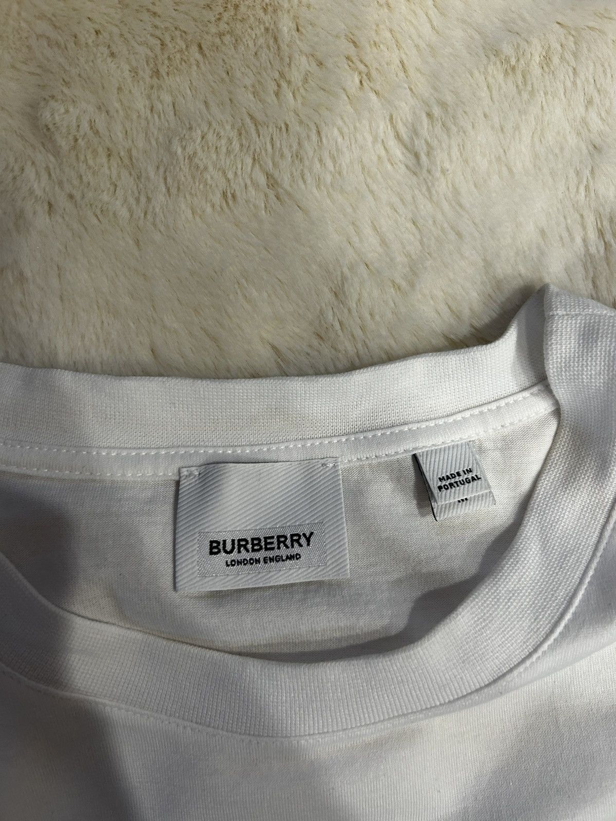Burberry White Burberry T Shirt Size US M / EU 48-50 / 2 - 3 Thumbnail