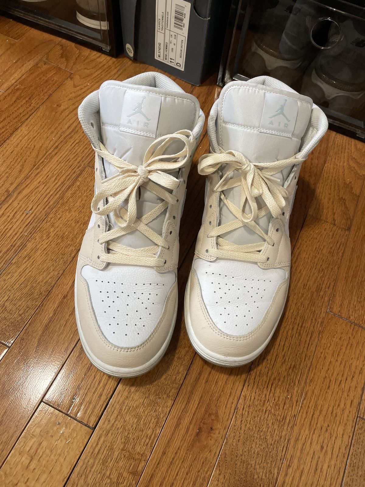 Jordan Brand Nike retro 1s Size US 11.5 / EU 44-45 - 4 Thumbnail