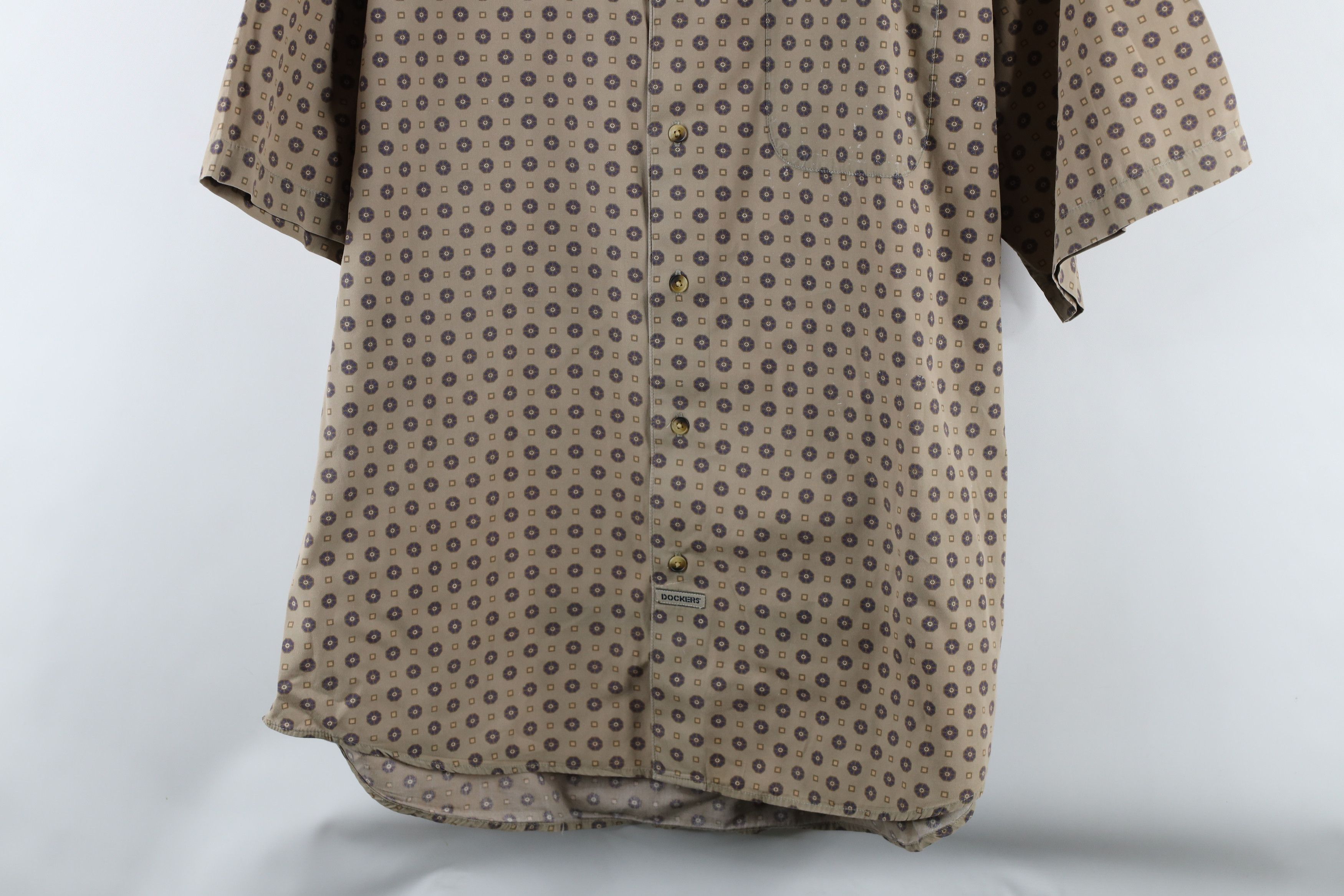 Vintage Vintage 90s Streetwear Geometric Short Sleeve Button Shirt Size US M / EU 48-50 / 2 - 3 Thumbnail