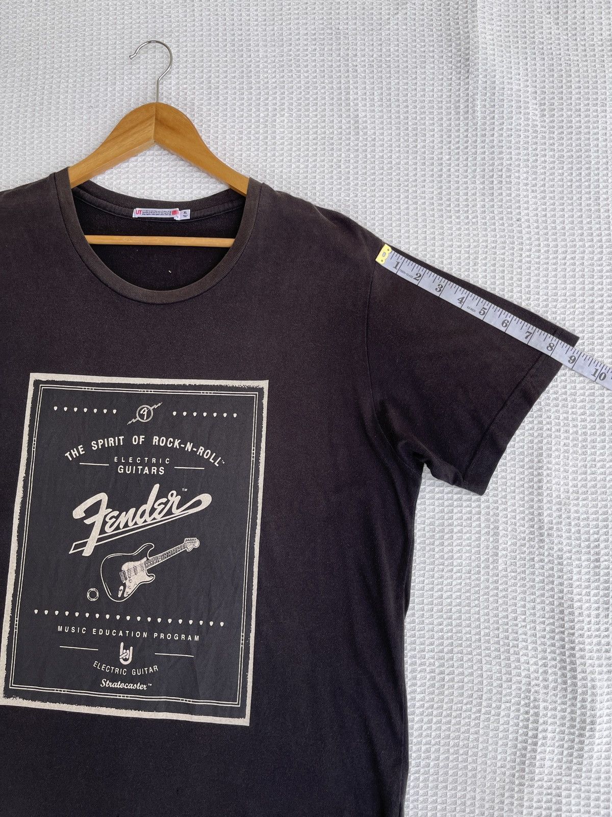 Last Drop🔥Sun Faded FENDER The Spirit Rock N Roll Guitar Tee