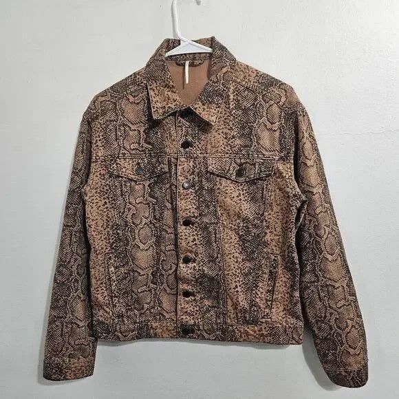 Other Denim Snake Skin Brown Button Up Trucker Jacket Womens Size XS / US 0-2 / IT 36-38 - 1 Thumbnail
