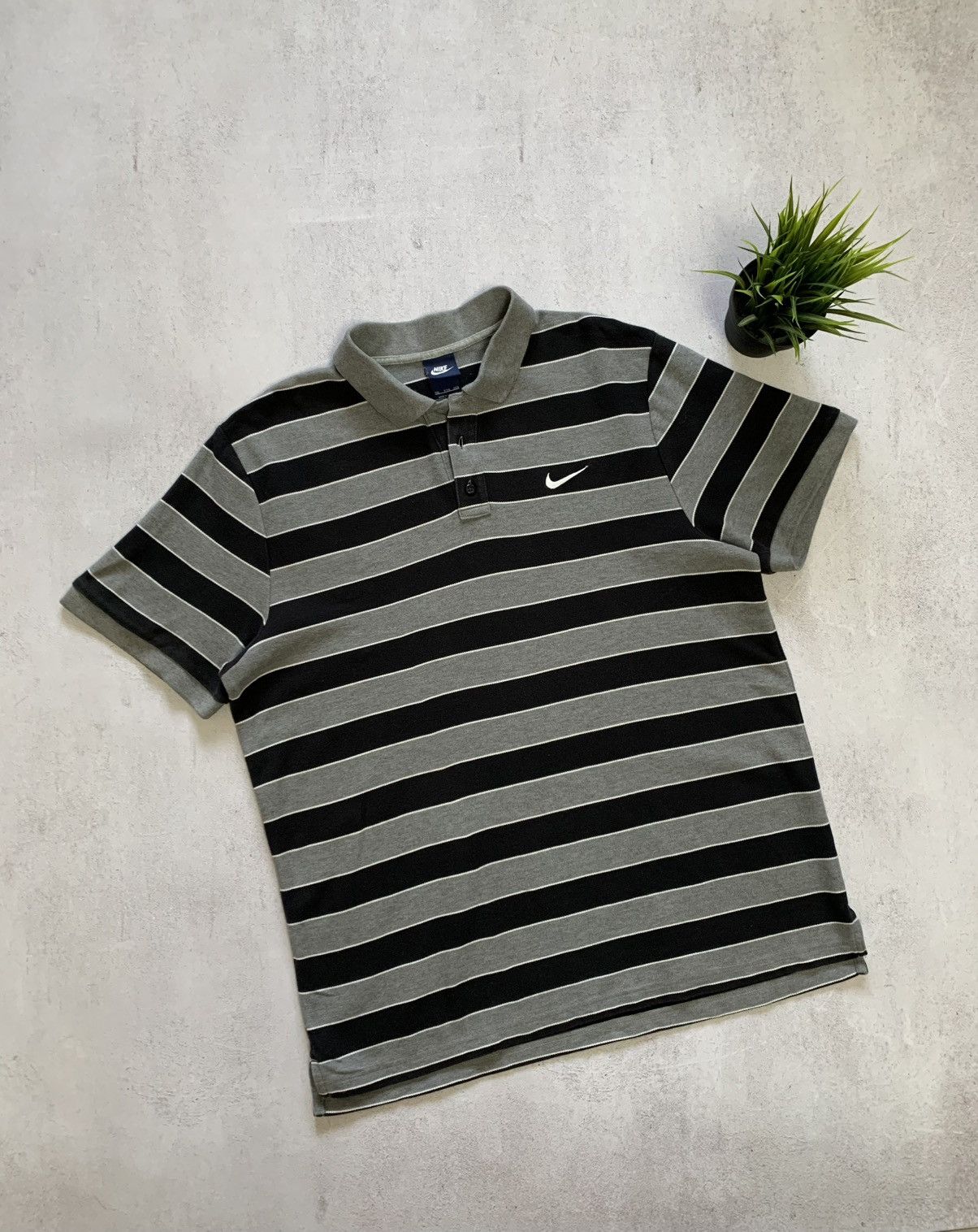Vintage Vintage Nike Polo T Shirt Rugby Striped Baggy Mini Swoosh Size US XXL / EU 58 / 5 - 1 Thumbnail