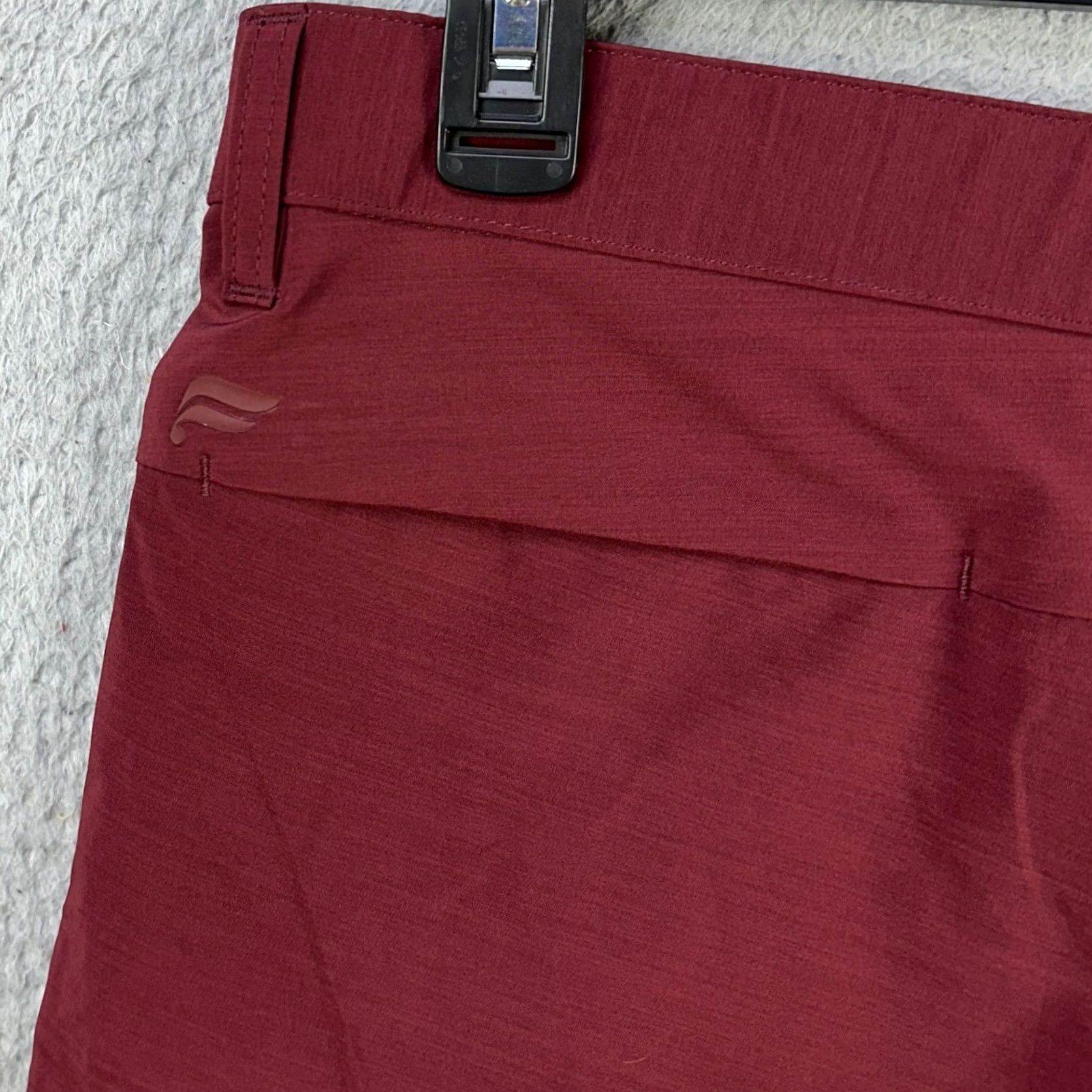 Fabletics Fabletics Golf Pants Mens Medium Maroon Flat Front Pockets Straight Outdoor Logo Size US 31 - 6 Thumbnail